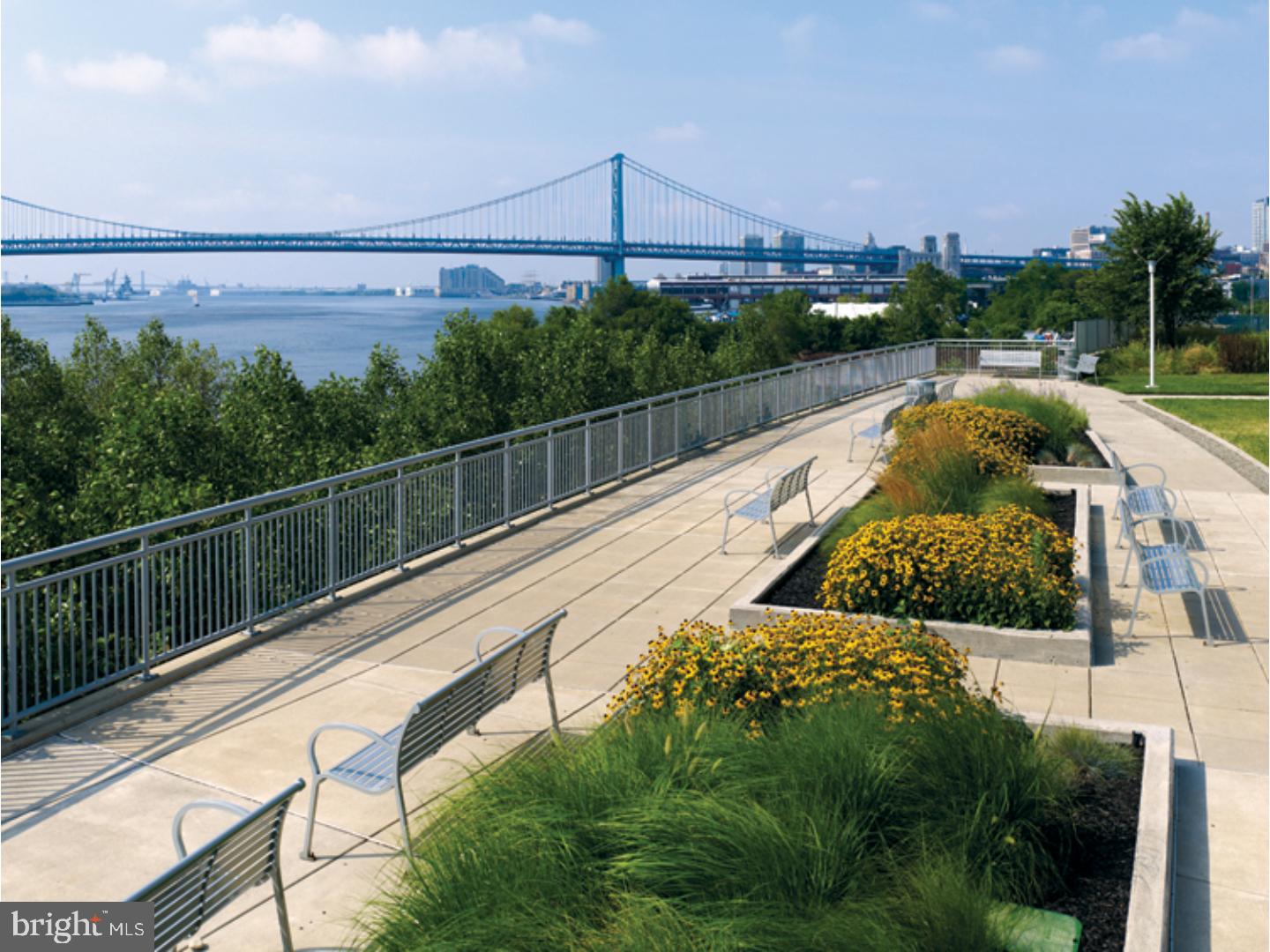 WATERFRONT SQUARE - Residential Lease