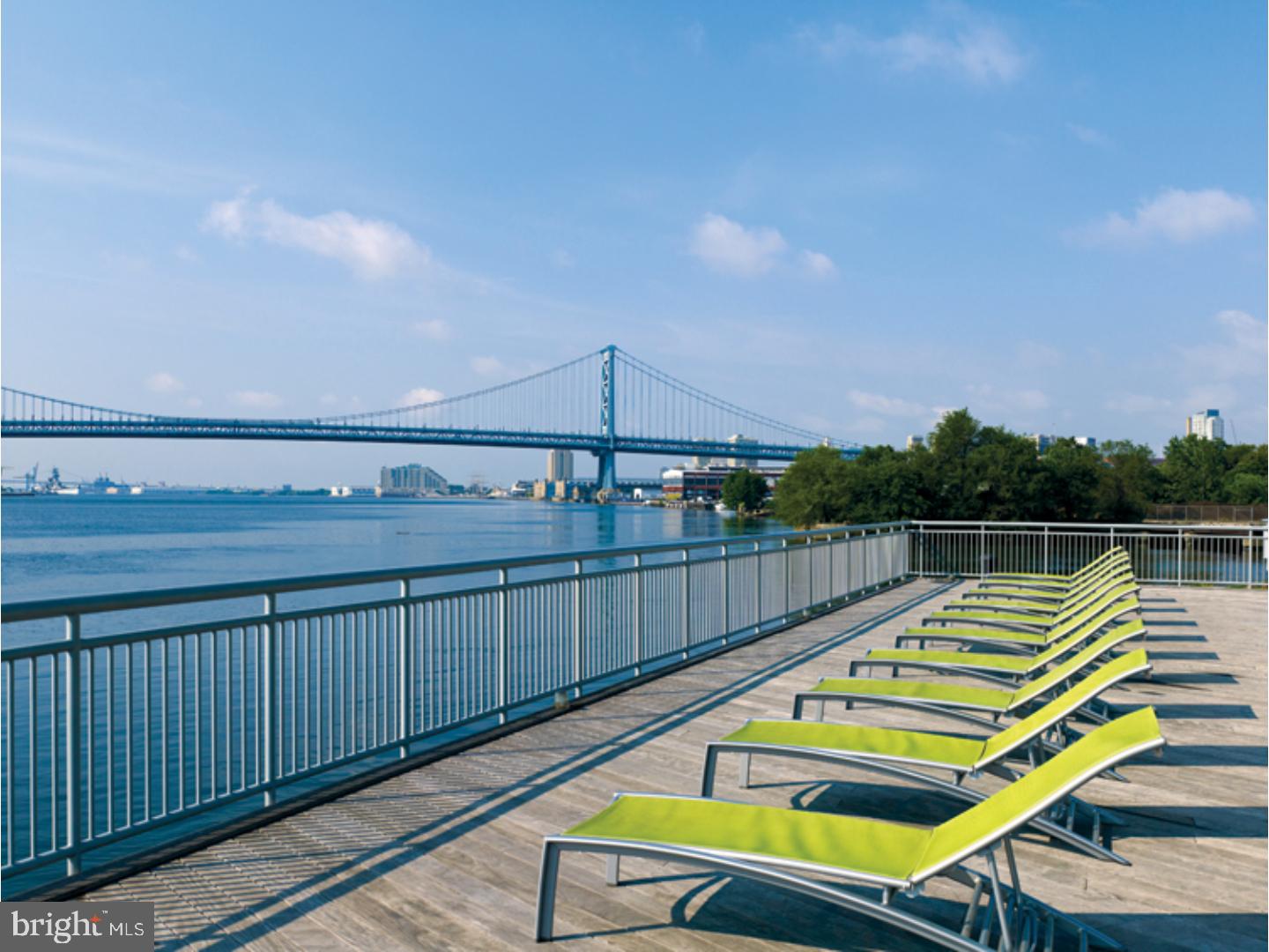 WATERFRONT SQUARE - Residential Lease