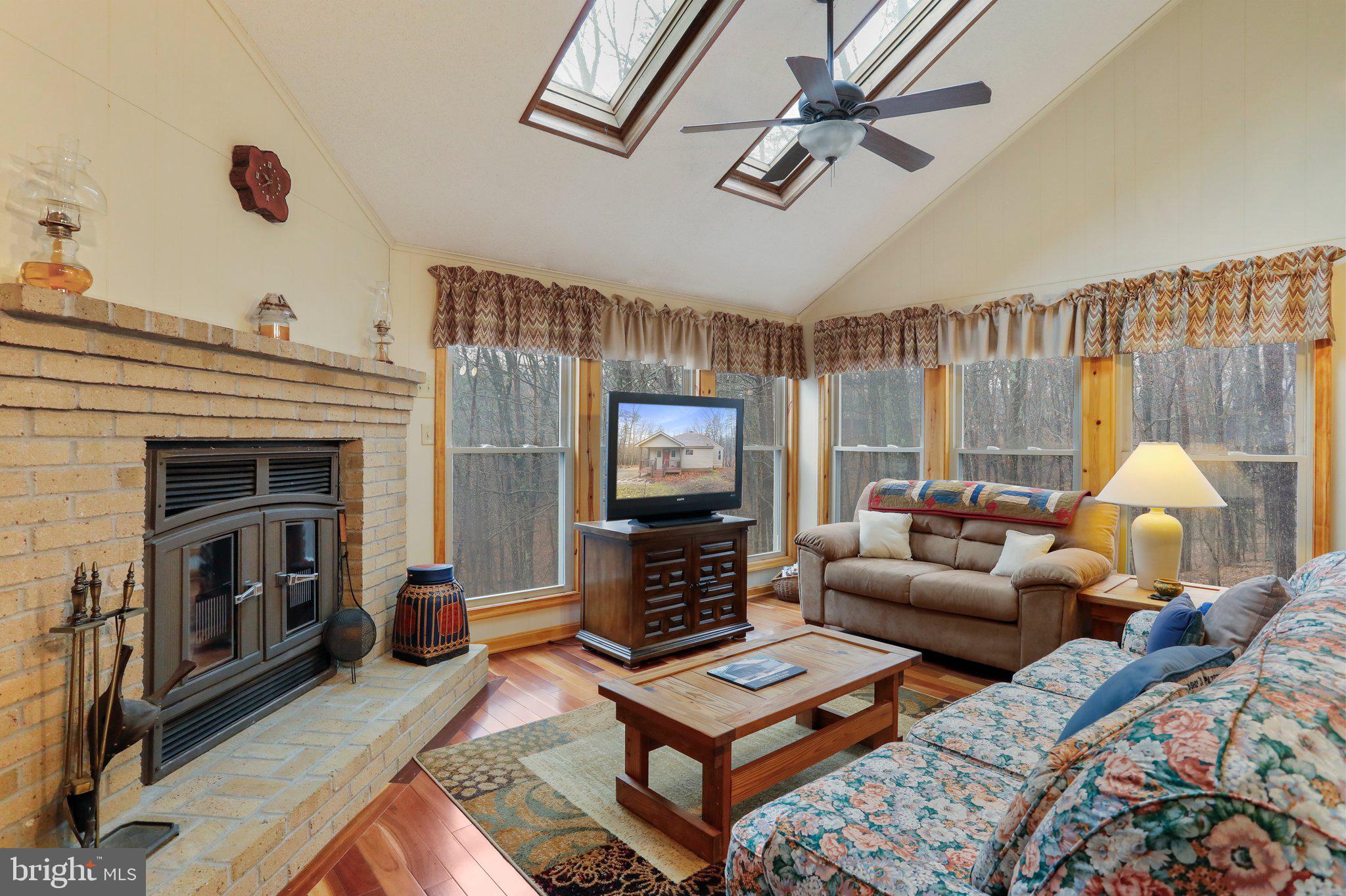 THE WOODS - Residential