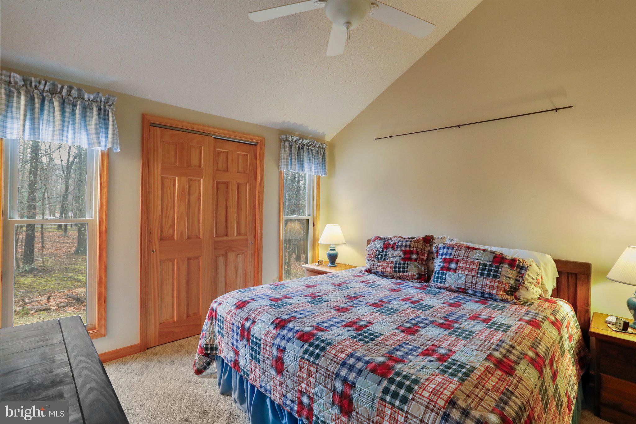 THE WOODS - Residential