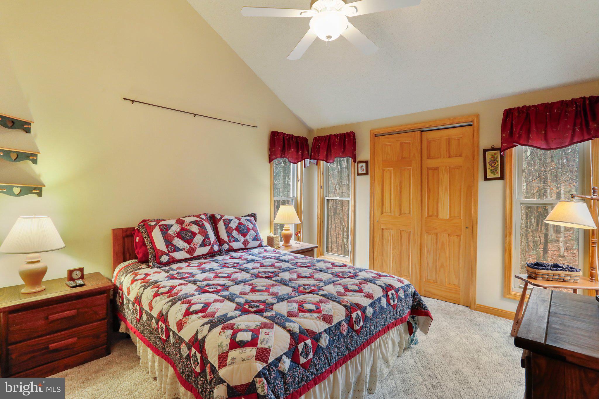 THE WOODS - Residential