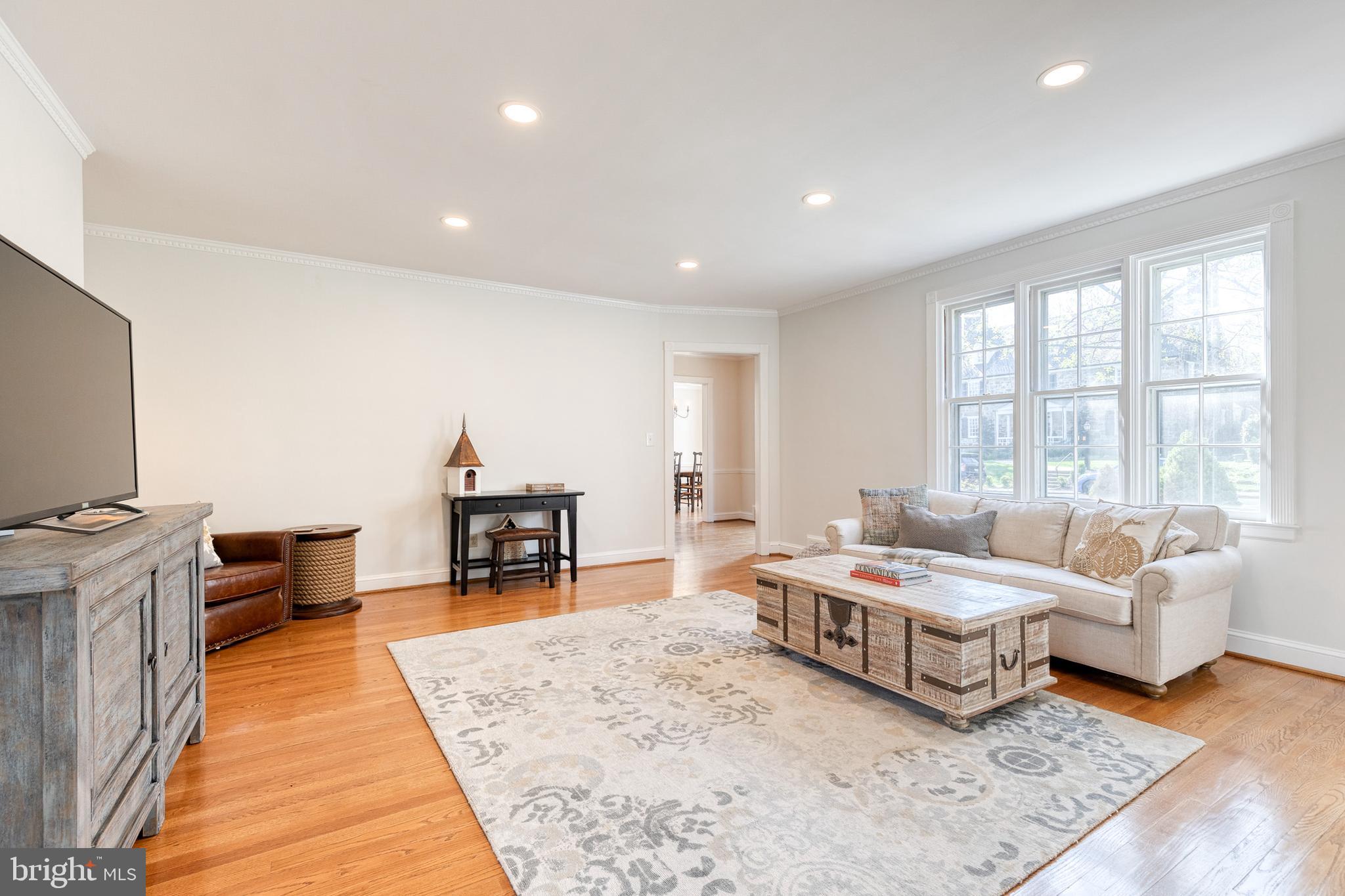 HOMELAND HISTORIC DISTRICT - Residential