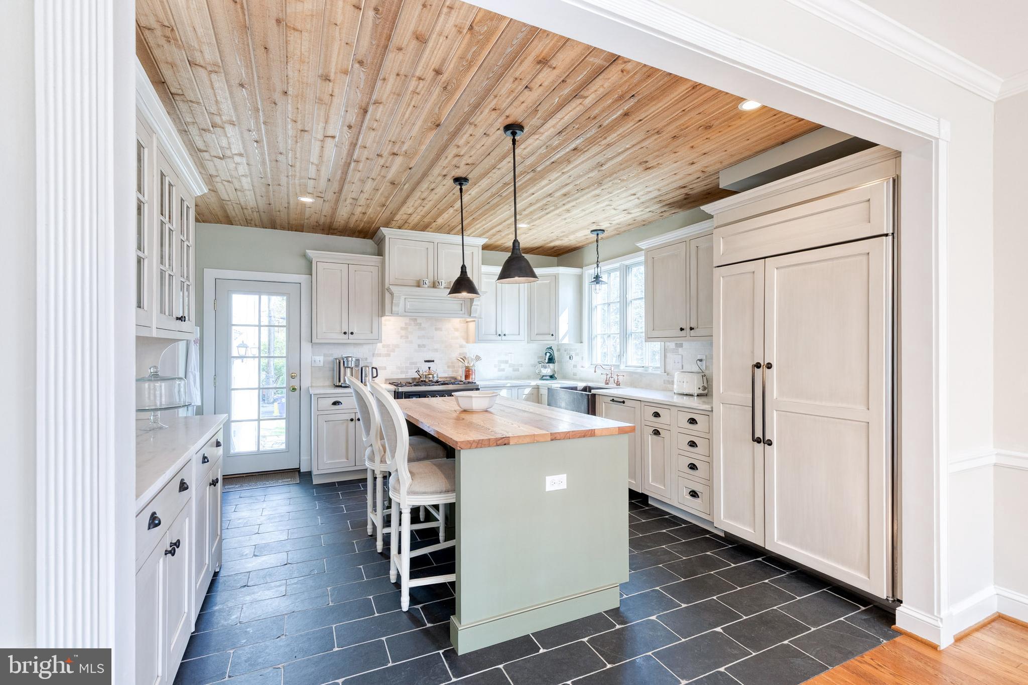 HOMELAND HISTORIC DISTRICT - Residential