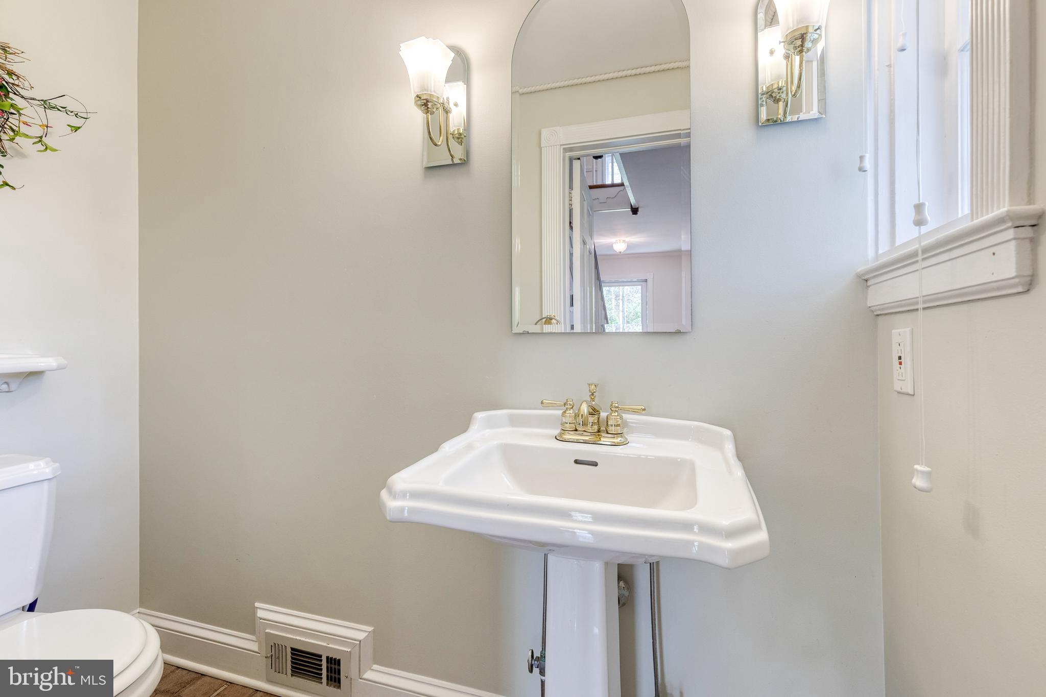 HOMELAND HISTORIC DISTRICT - Residential