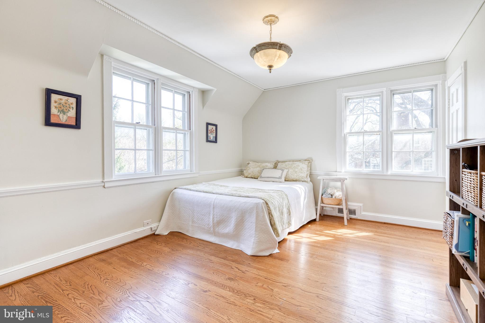 HOMELAND HISTORIC DISTRICT - Residential