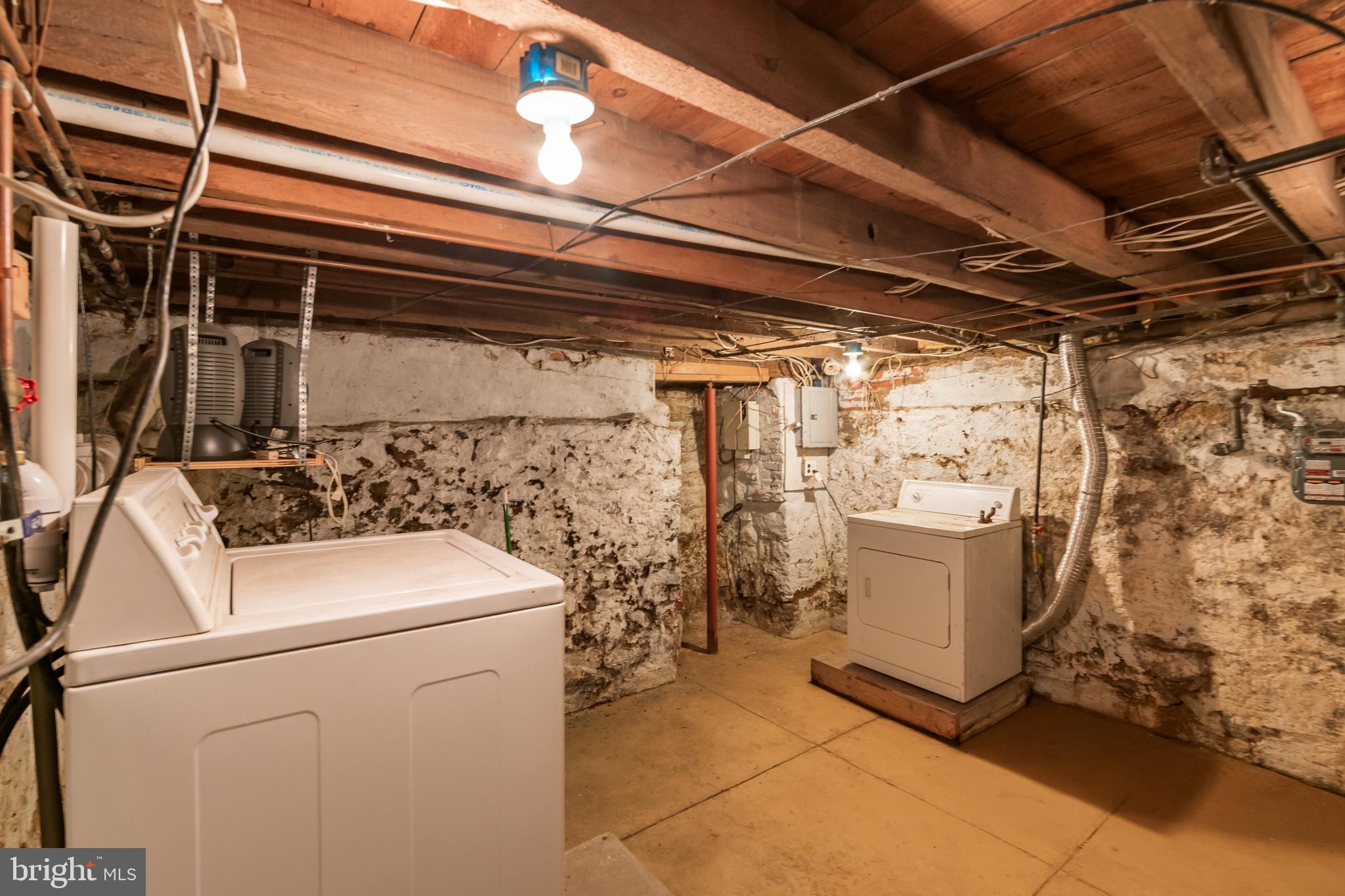 FISHTOWN - Residential Lease