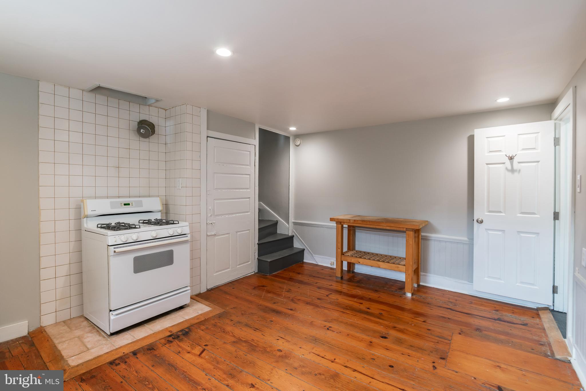 FISHTOWN - Residential Lease