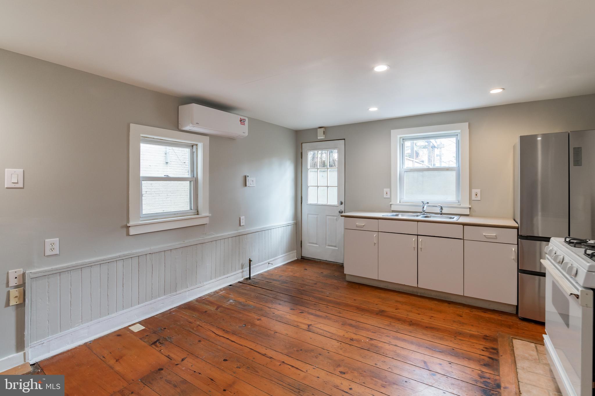 FISHTOWN - Residential Lease