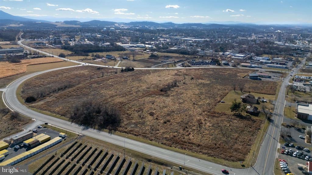 10 ac ACORN DRIVE