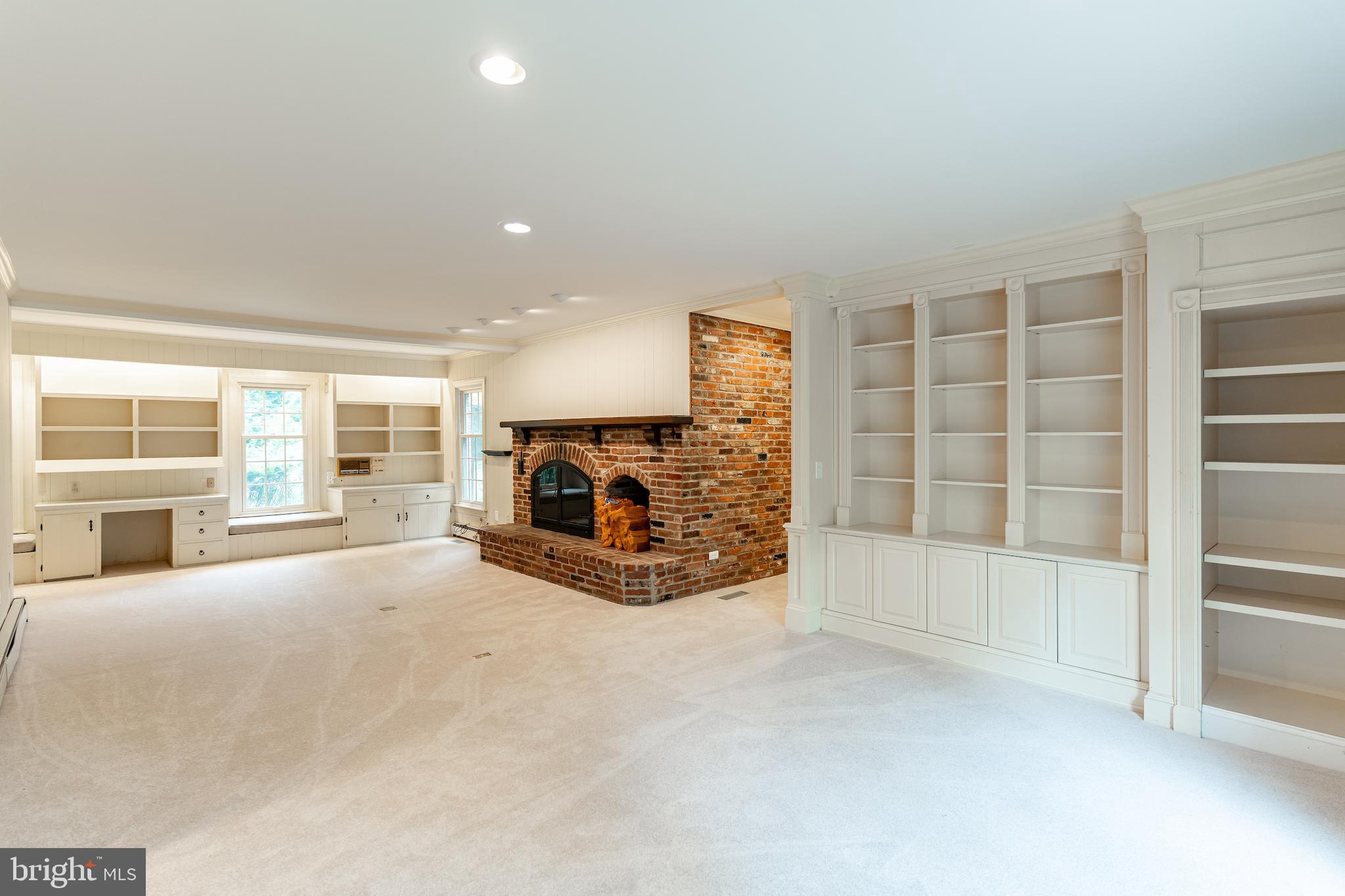 KENTLAND FARMS - Residential Lease