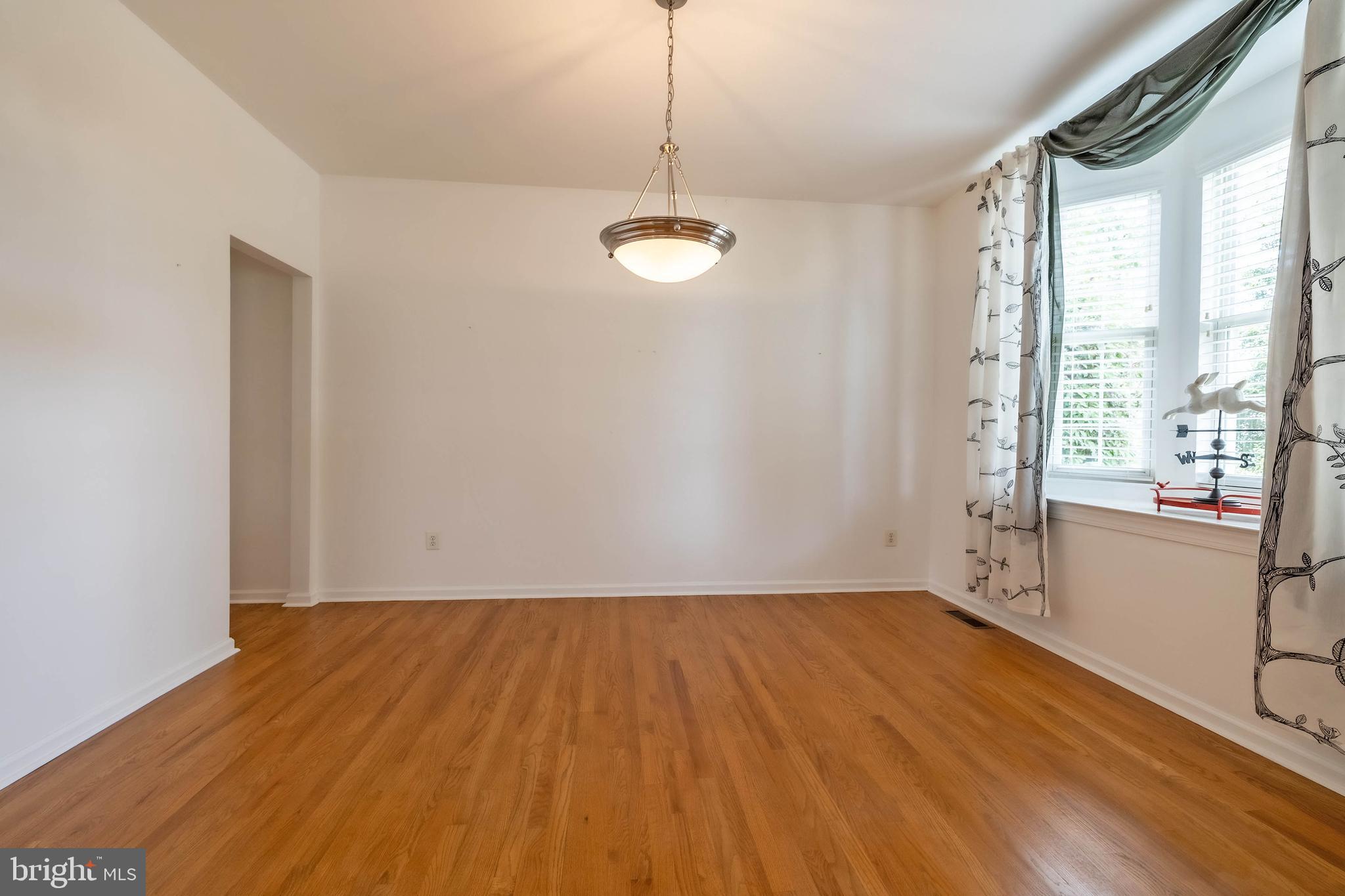 FOX CHASE - Residential