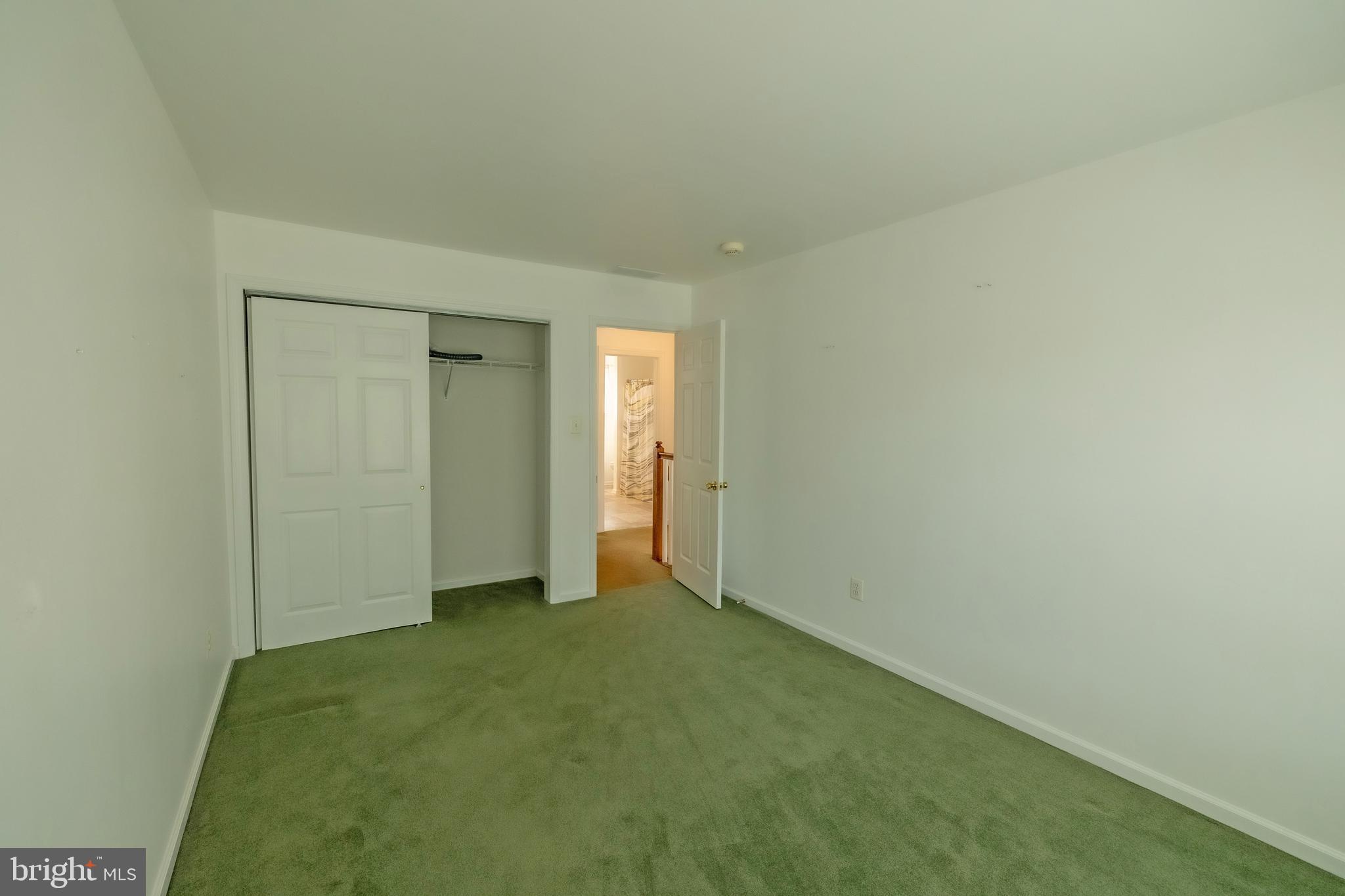 FOX CHASE - Residential