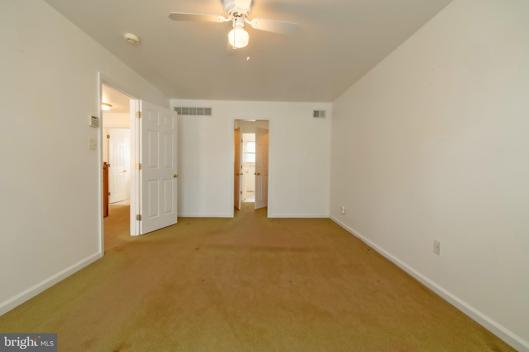 FOX CHASE - Residential