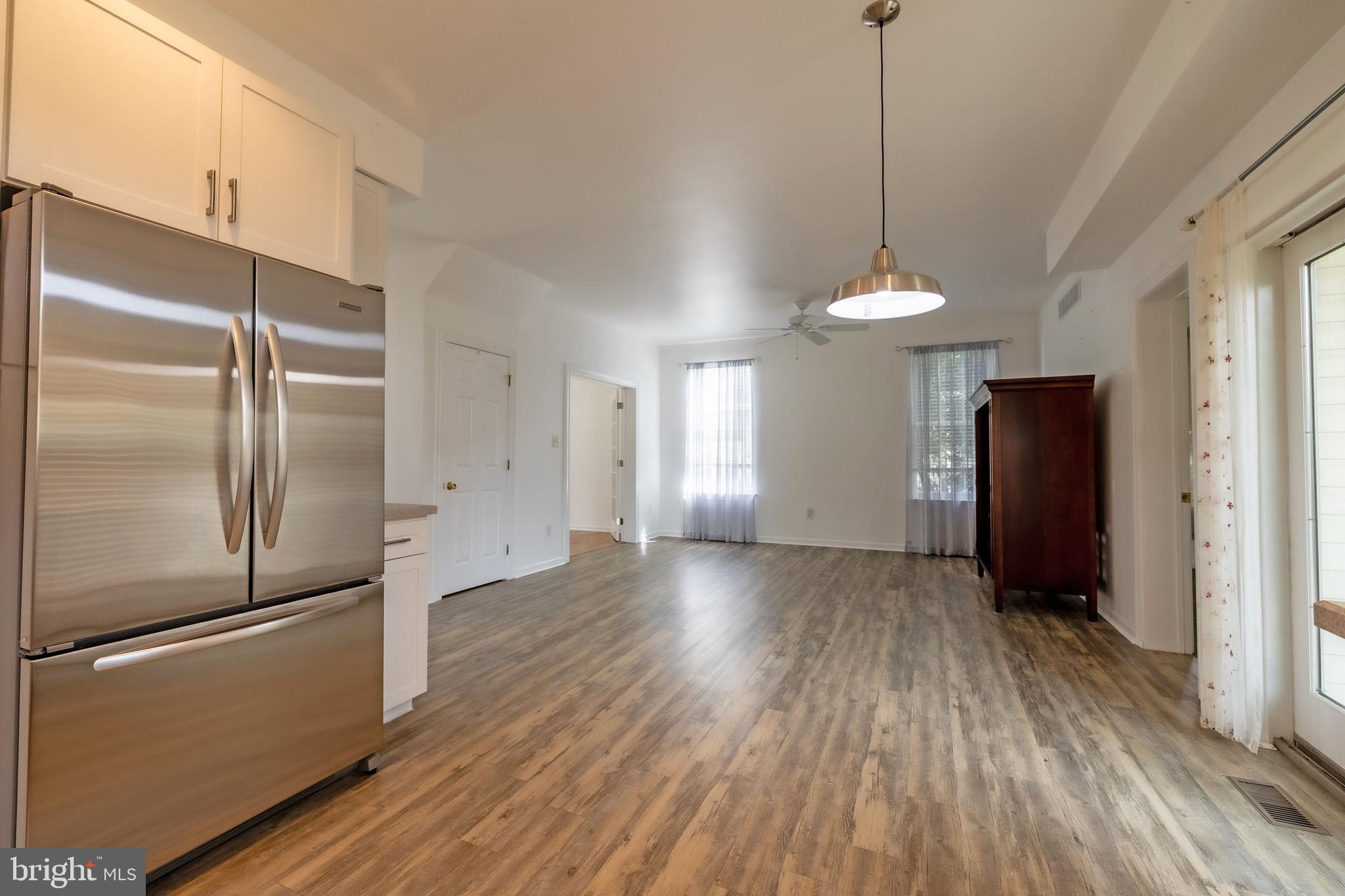 FOX CHASE - Residential