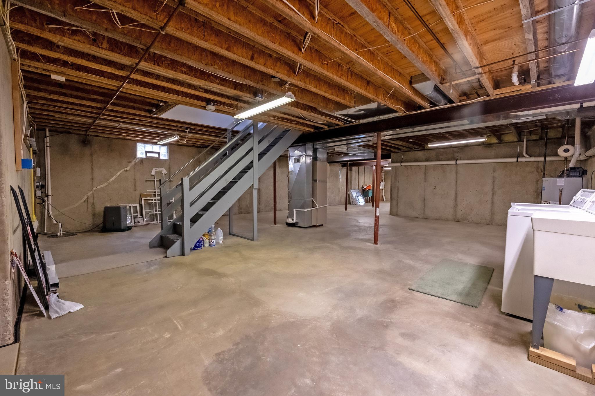 FOX CHASE - Residential