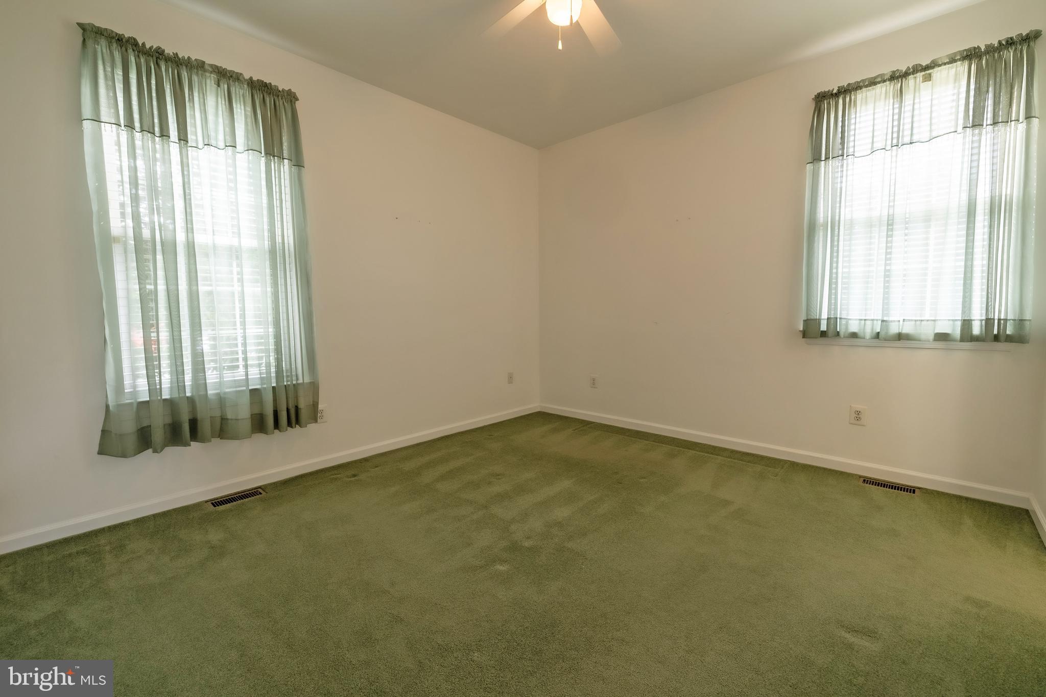 FOX CHASE - Residential