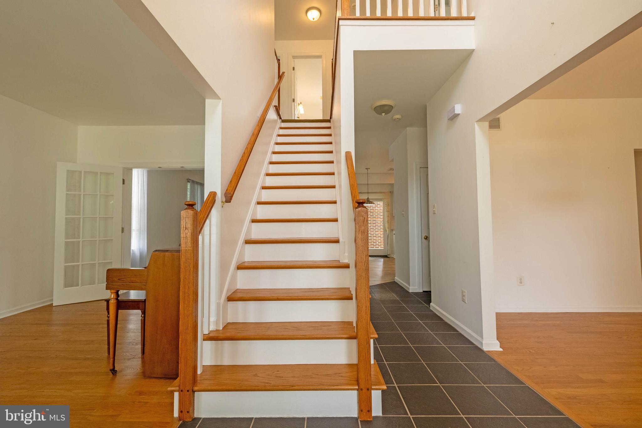 FOX CHASE - Residential