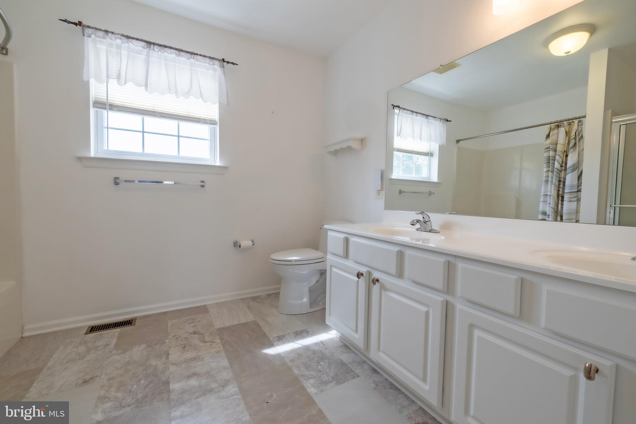 FOX CHASE - Residential