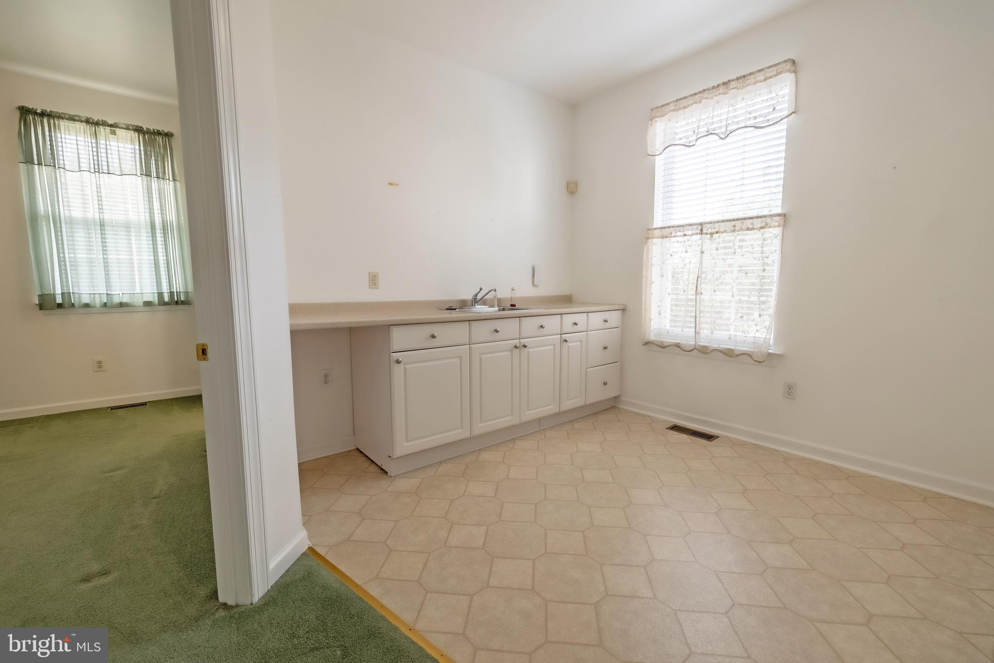 FOX CHASE - Residential