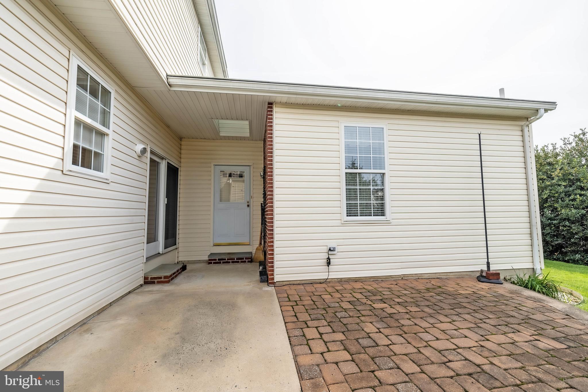 FOX CHASE - Residential