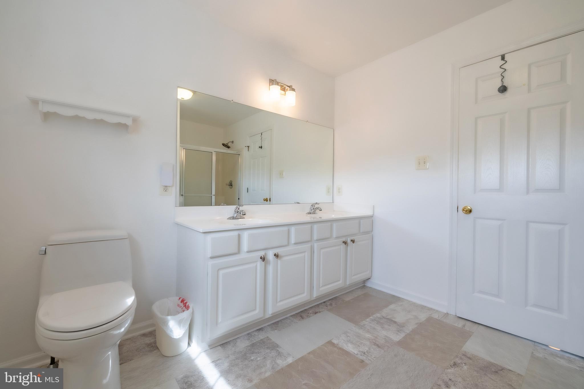 FOX CHASE - Residential