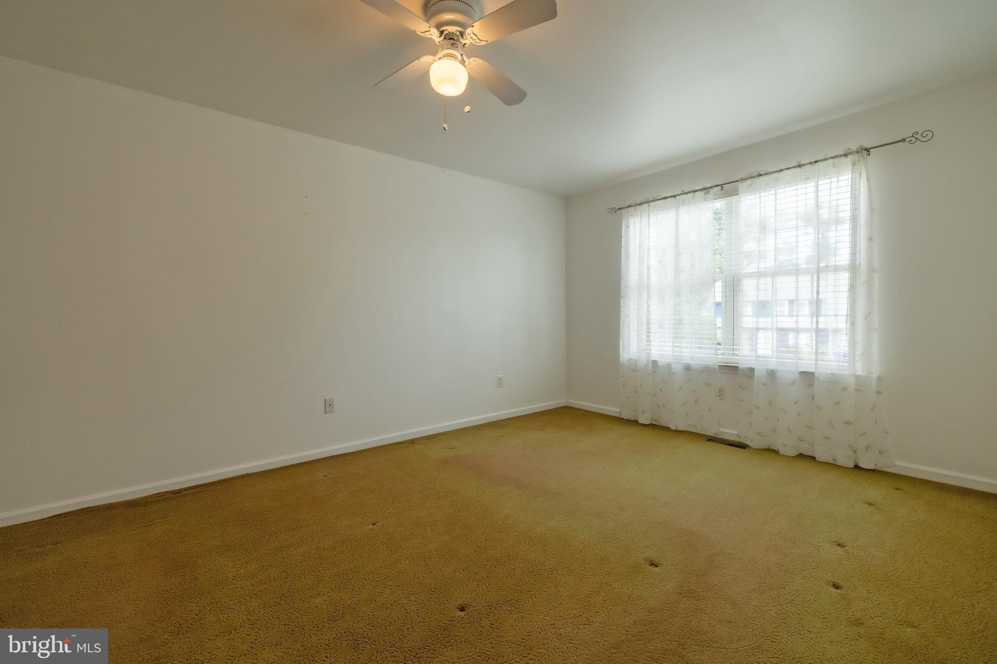 FOX CHASE - Residential