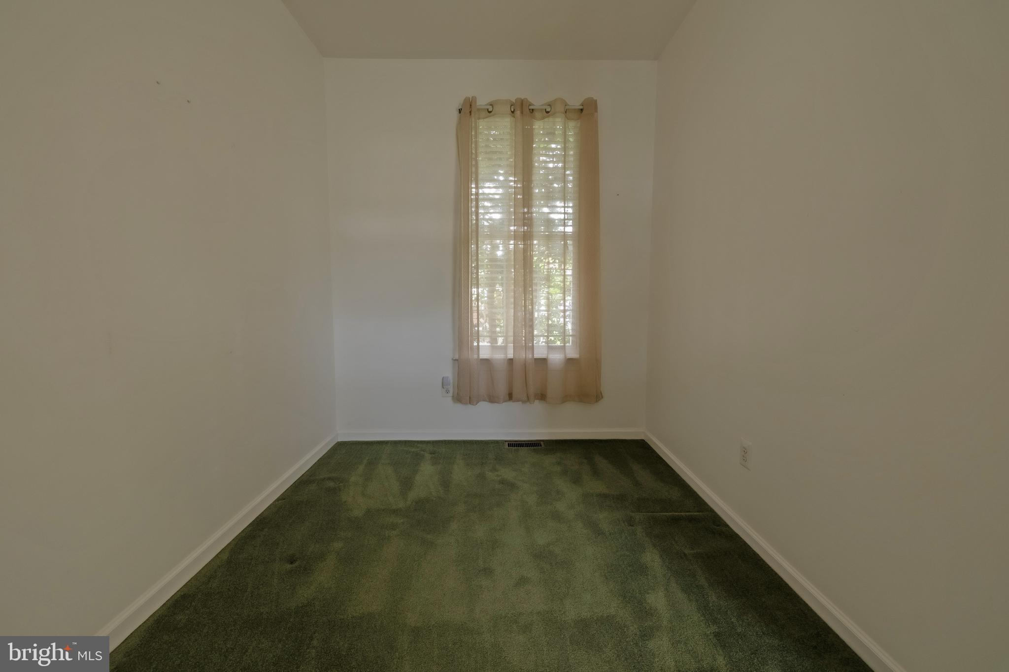 FOX CHASE - Residential