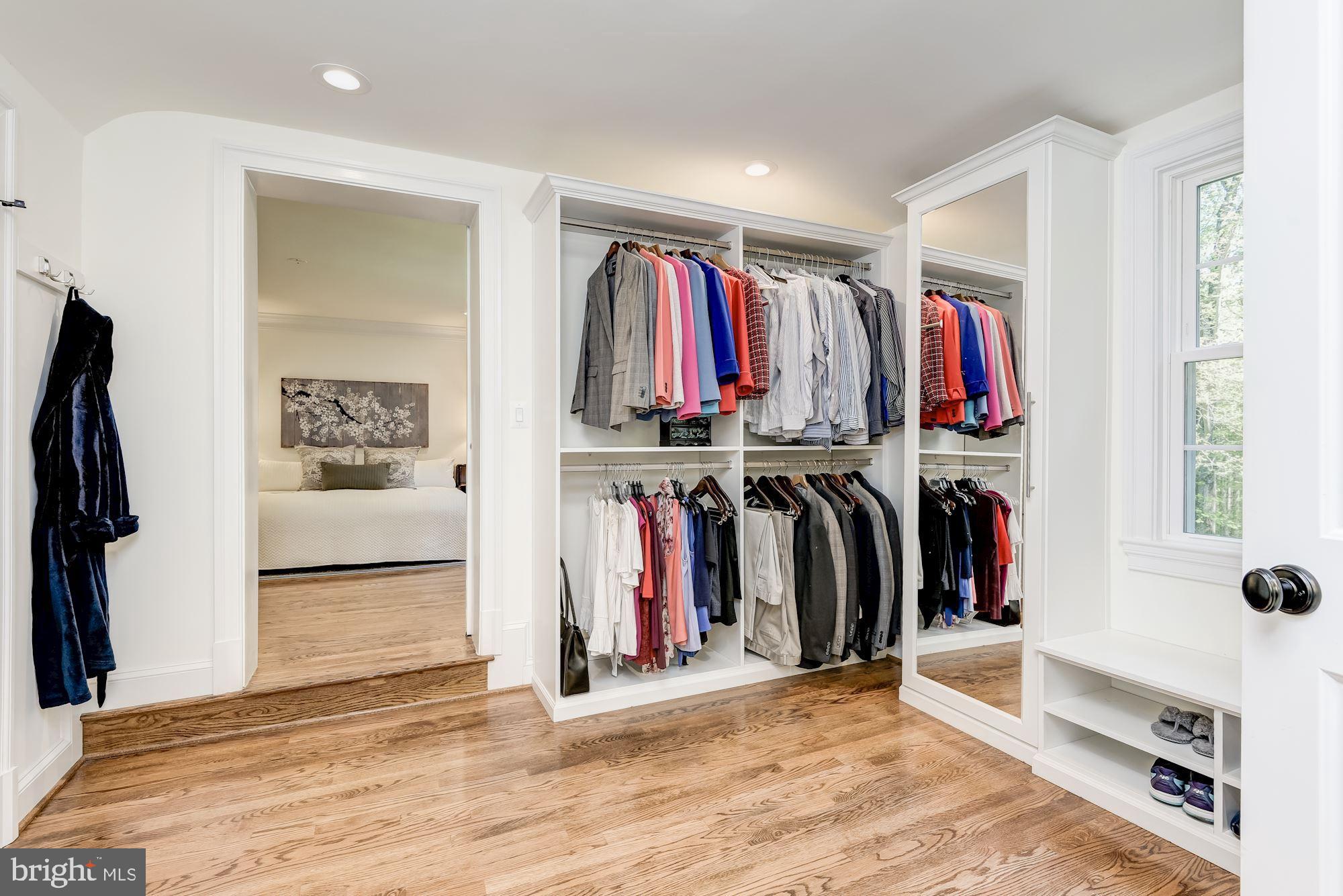 POTOMAC FALLS - Residential