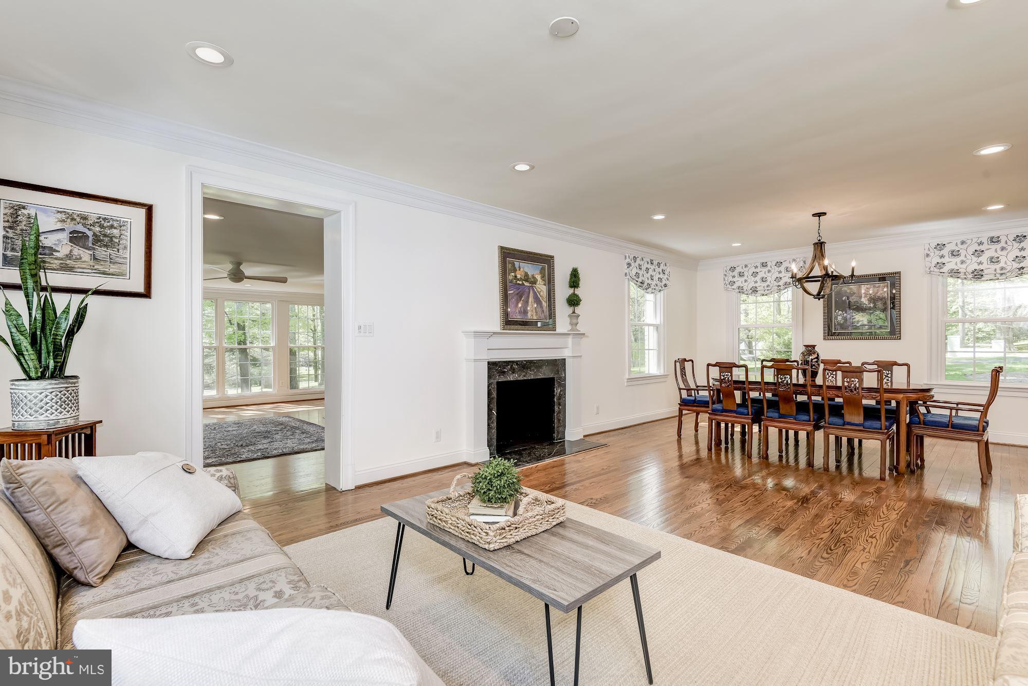 POTOMAC FALLS - Residential