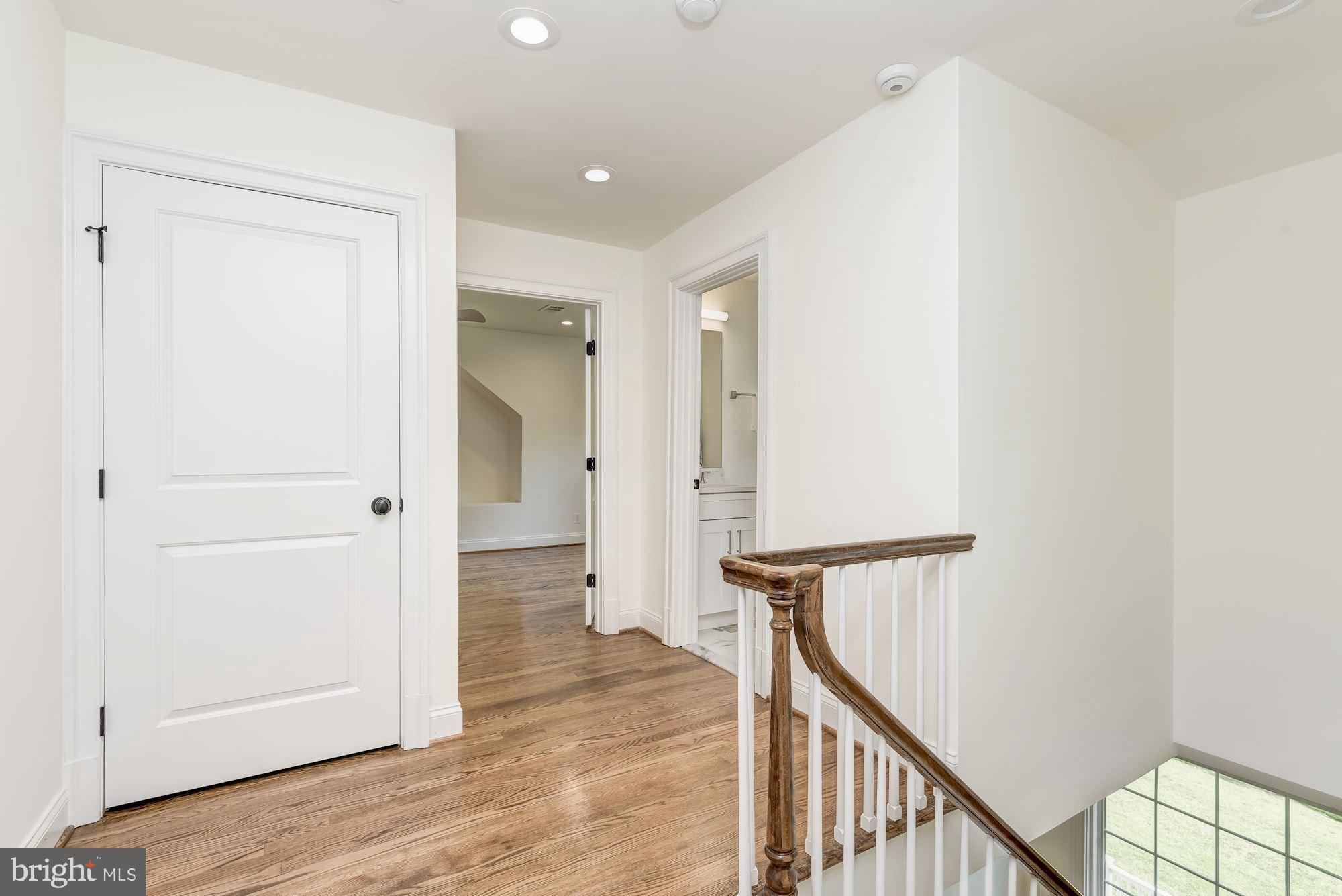 POTOMAC FALLS - Residential