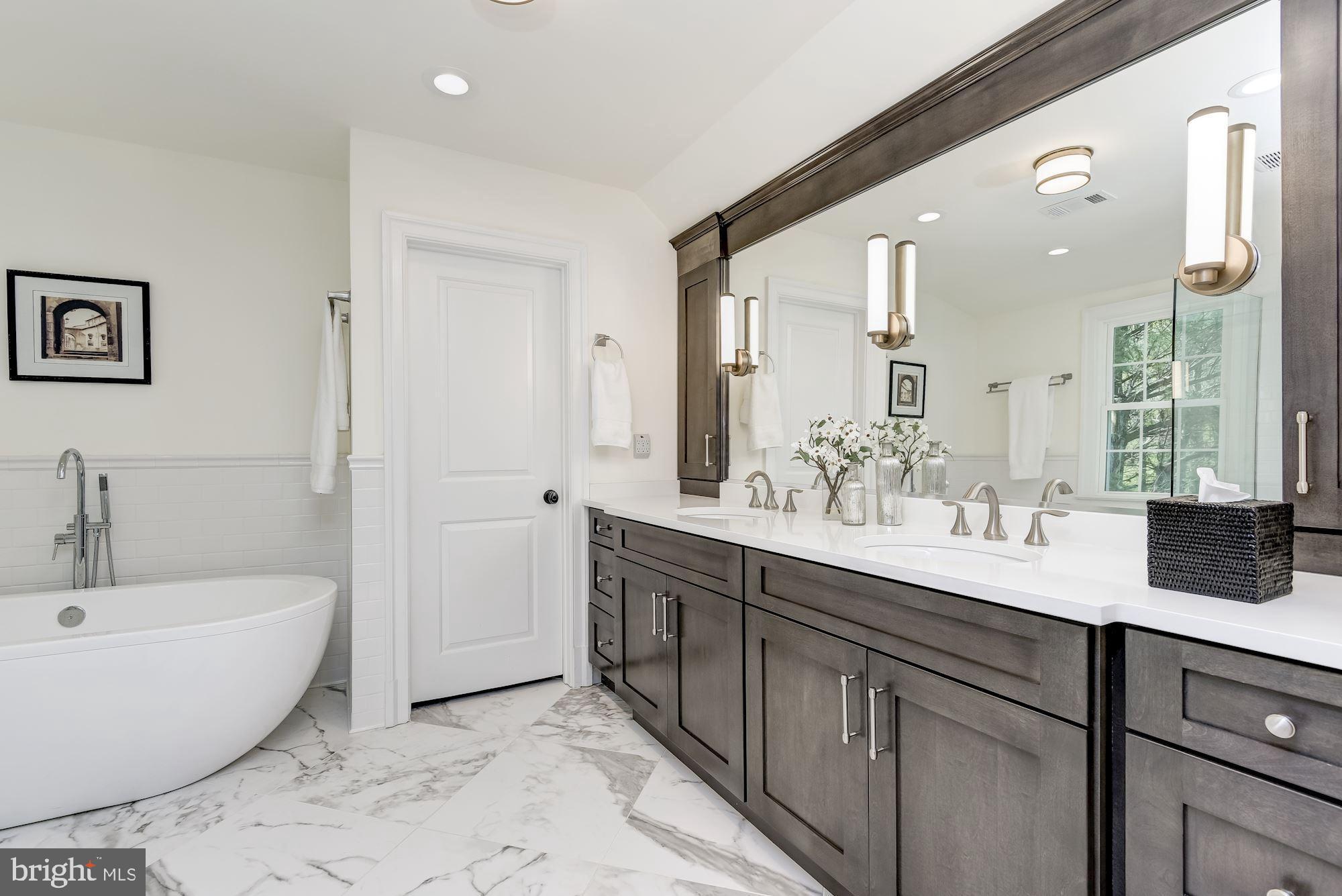 POTOMAC FALLS - Residential