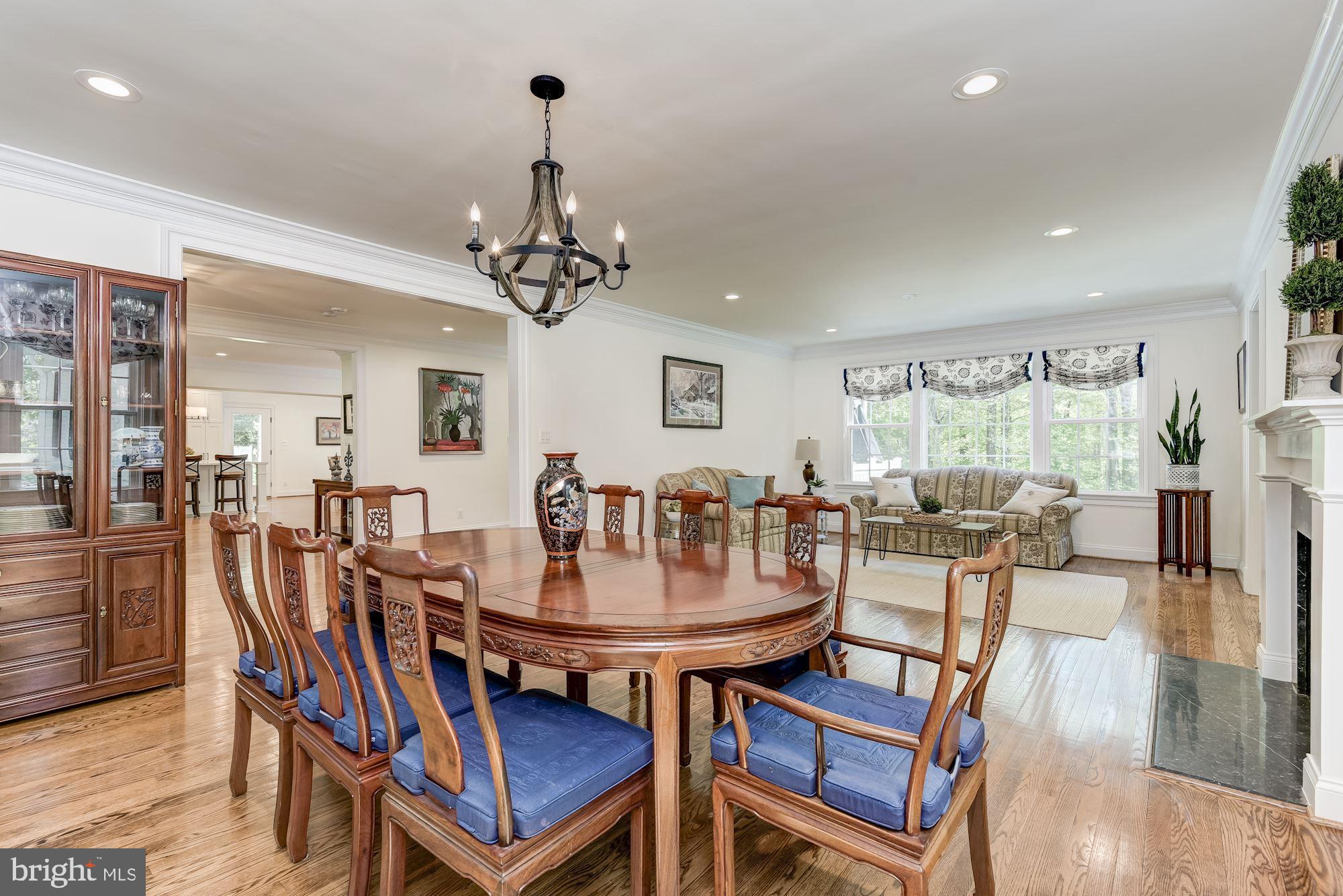 POTOMAC FALLS - Residential