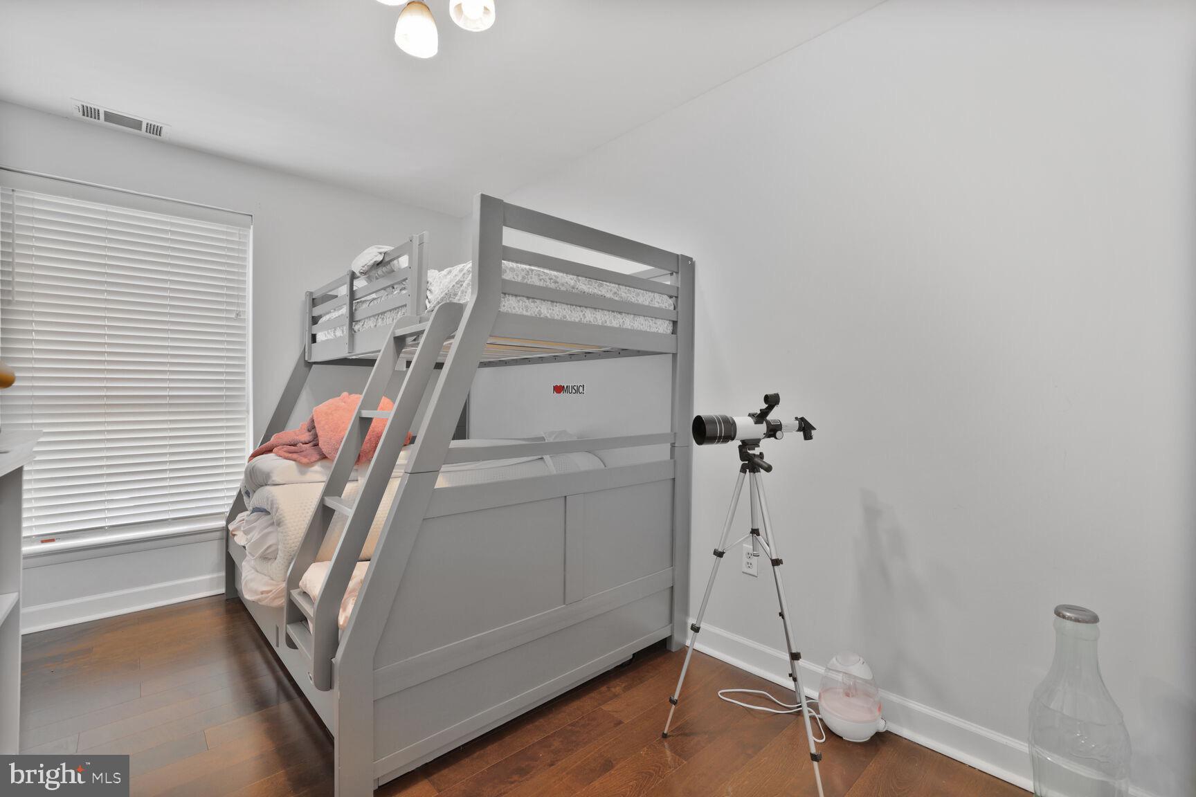 2211 GREENERY LANE 102-6