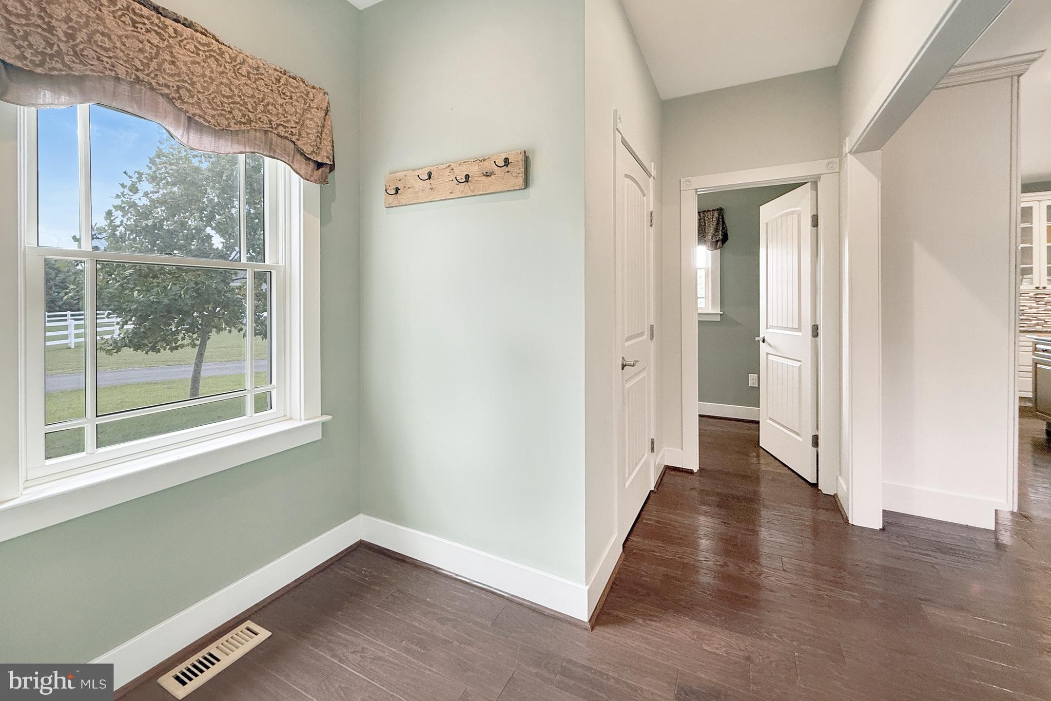 PEMBERTON - Residential