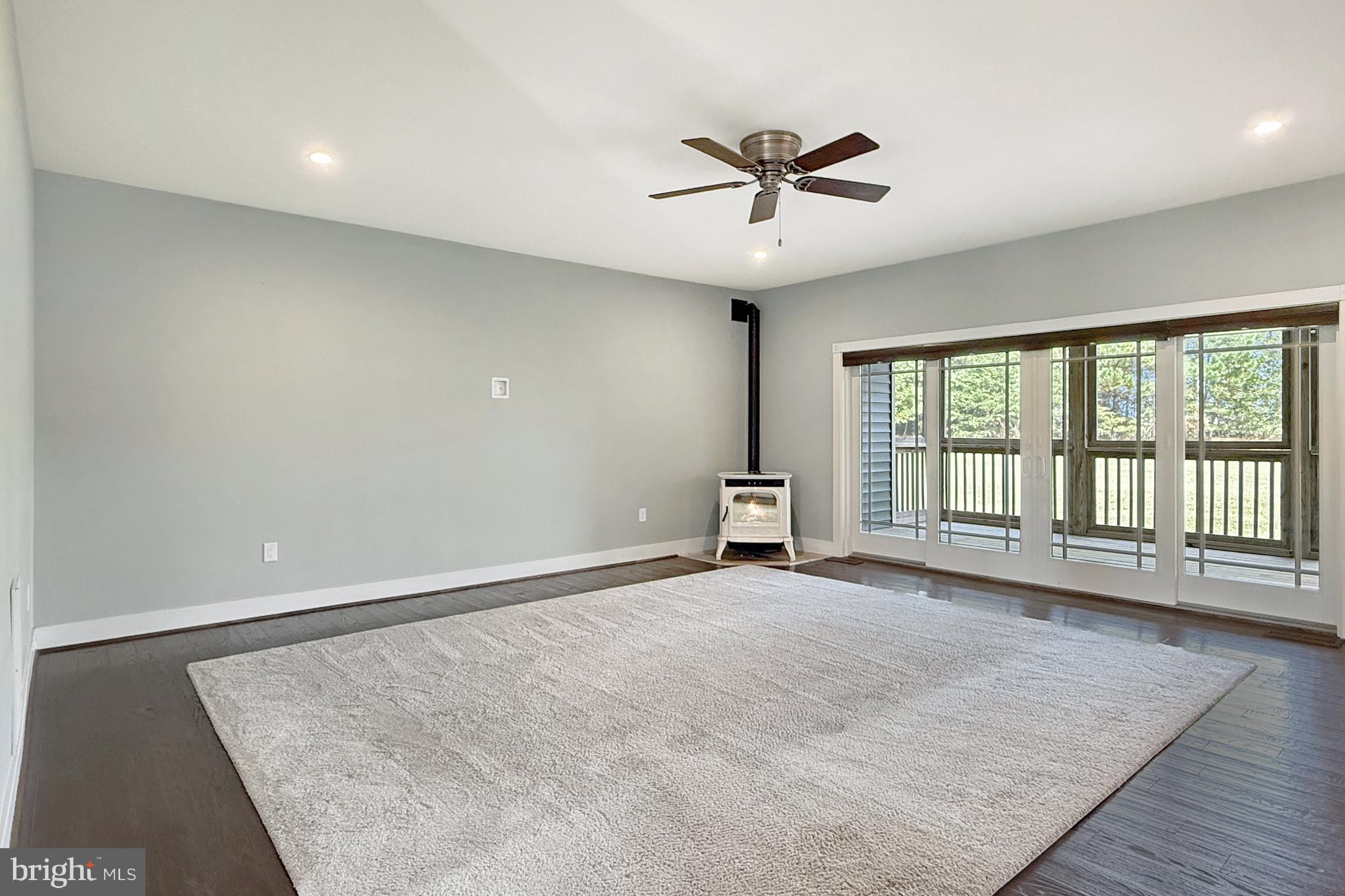 PEMBERTON - Residential