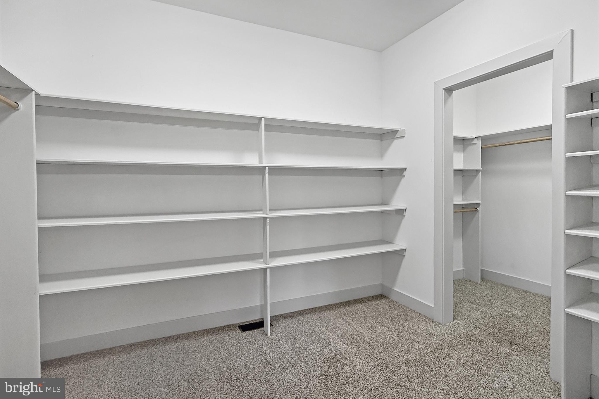 PEMBERTON - Residential