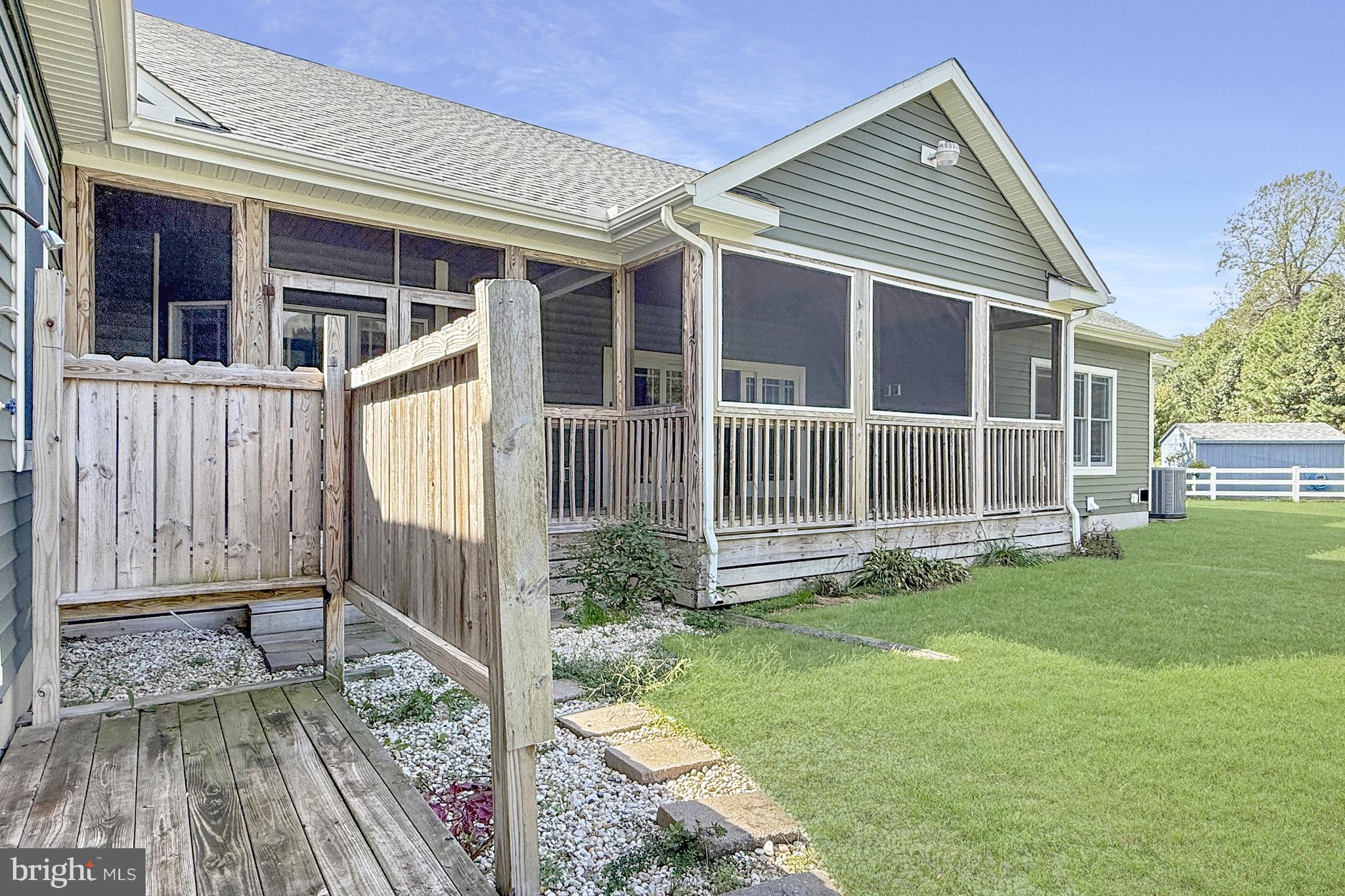 PEMBERTON - Residential