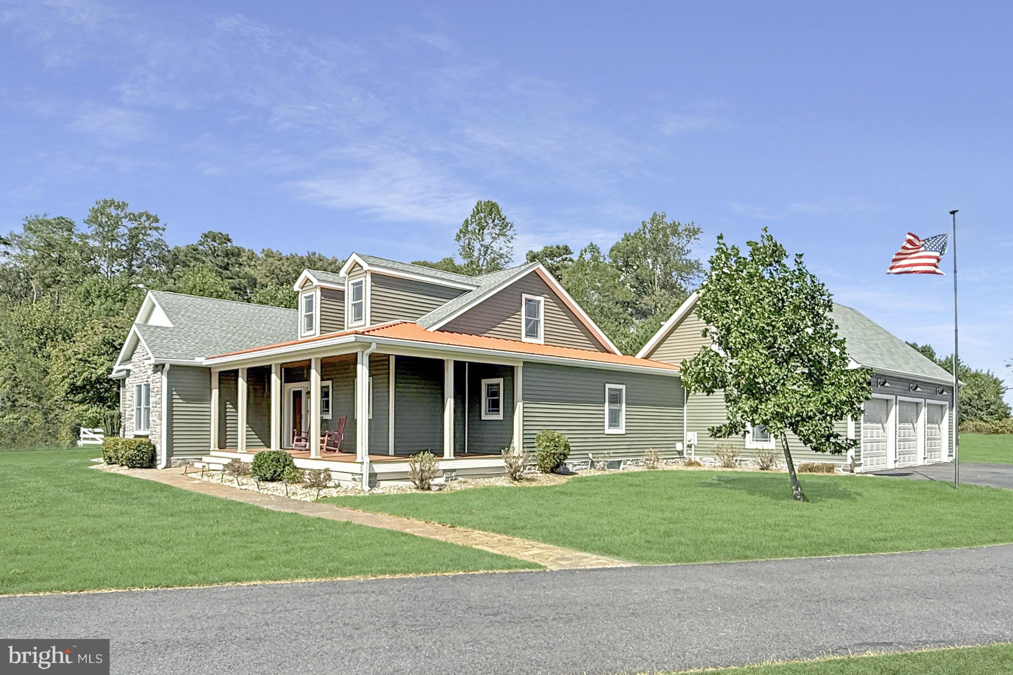 15217 AUTUMN OAKS DRIVE