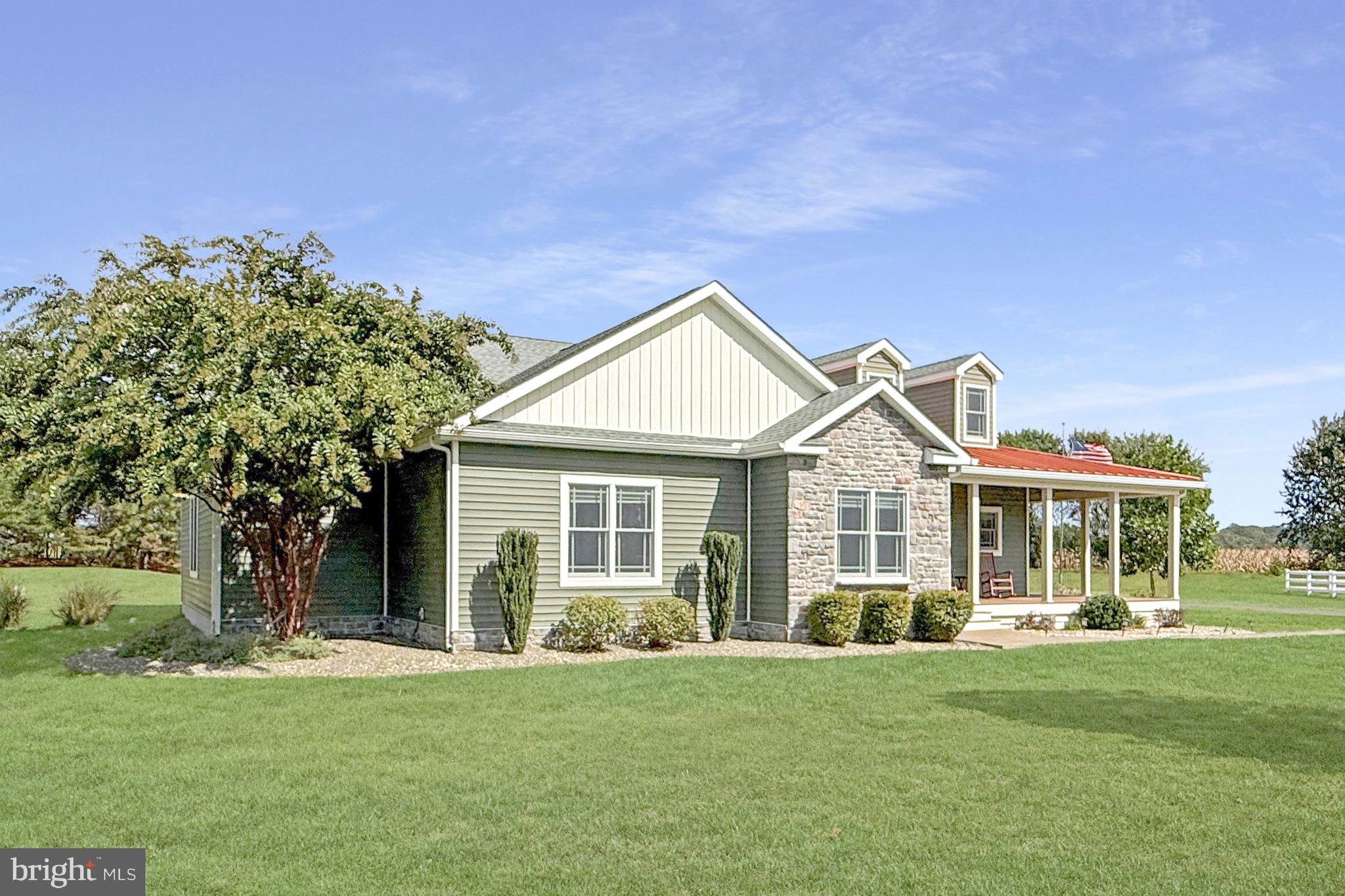 15217 AUTUMN OAKS DRIVE