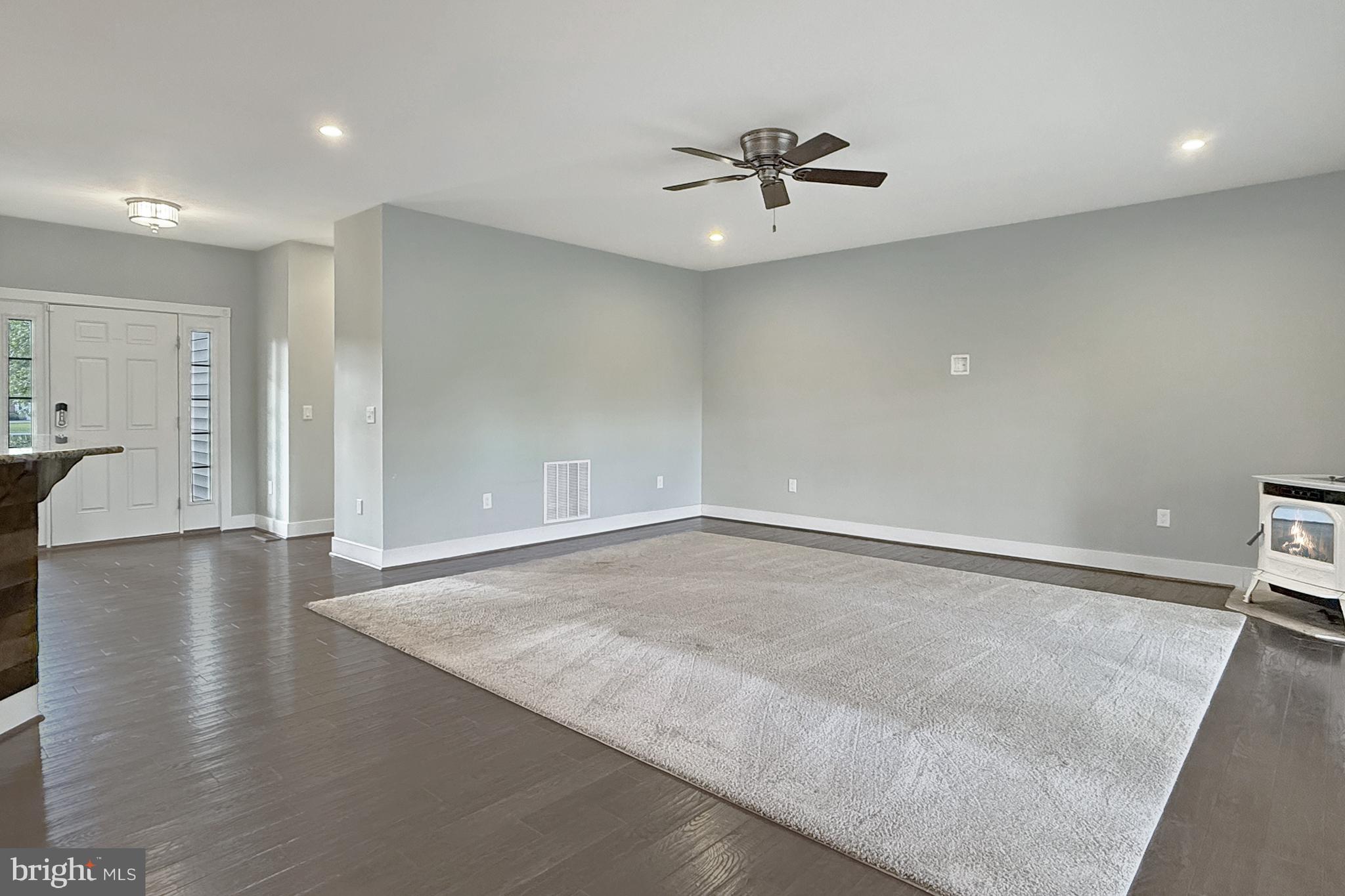 PEMBERTON - Residential