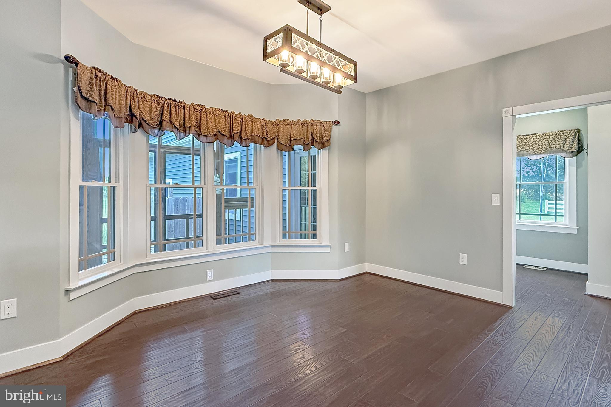 PEMBERTON - Residential