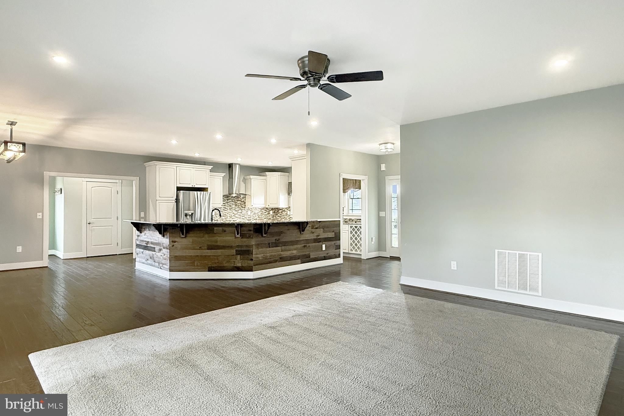 PEMBERTON - Residential