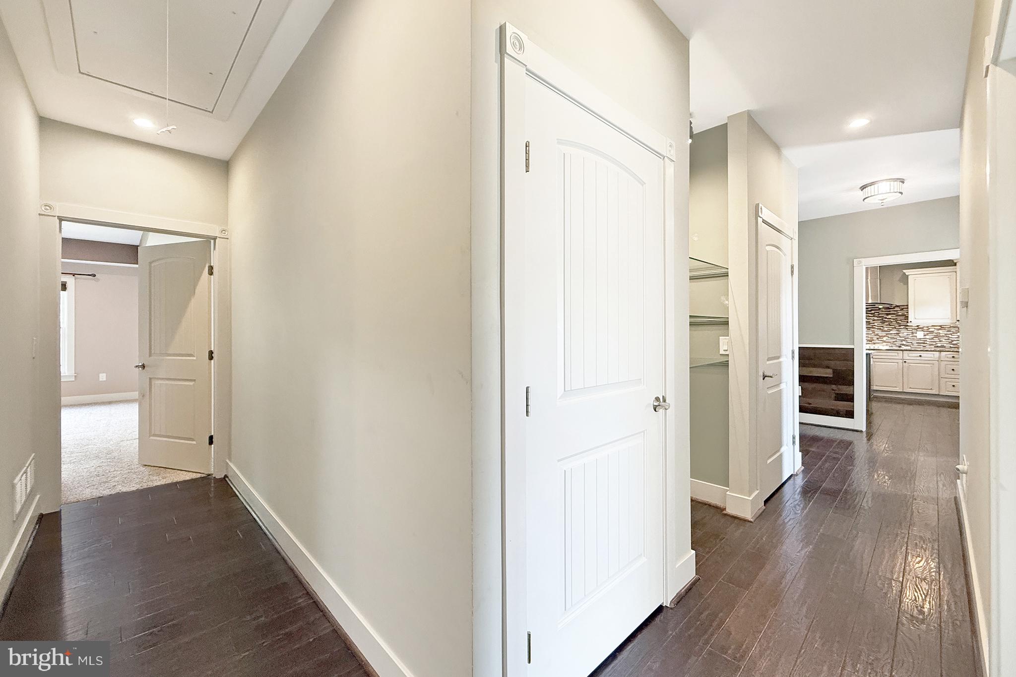 PEMBERTON - Residential