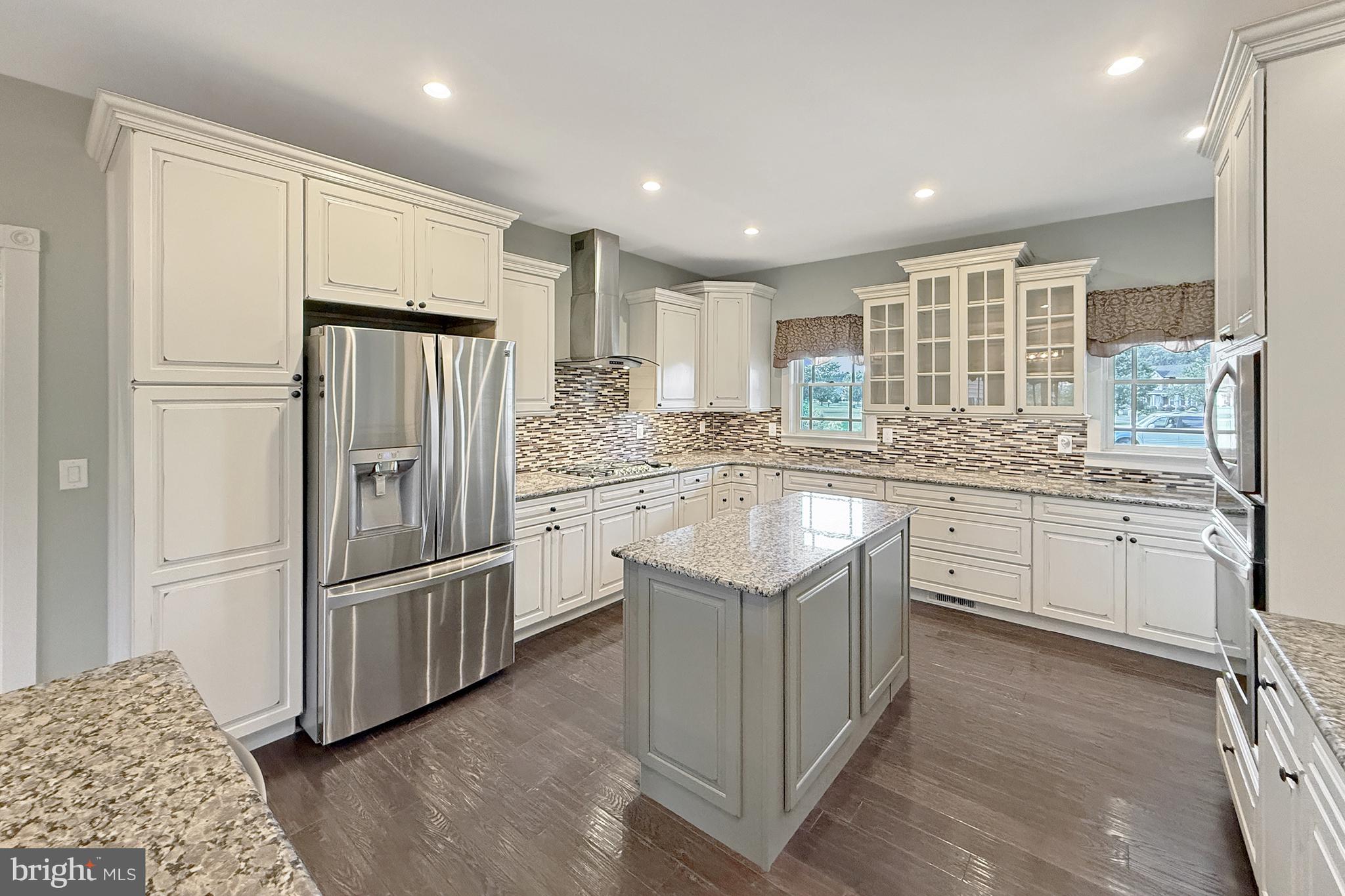 PEMBERTON - Residential