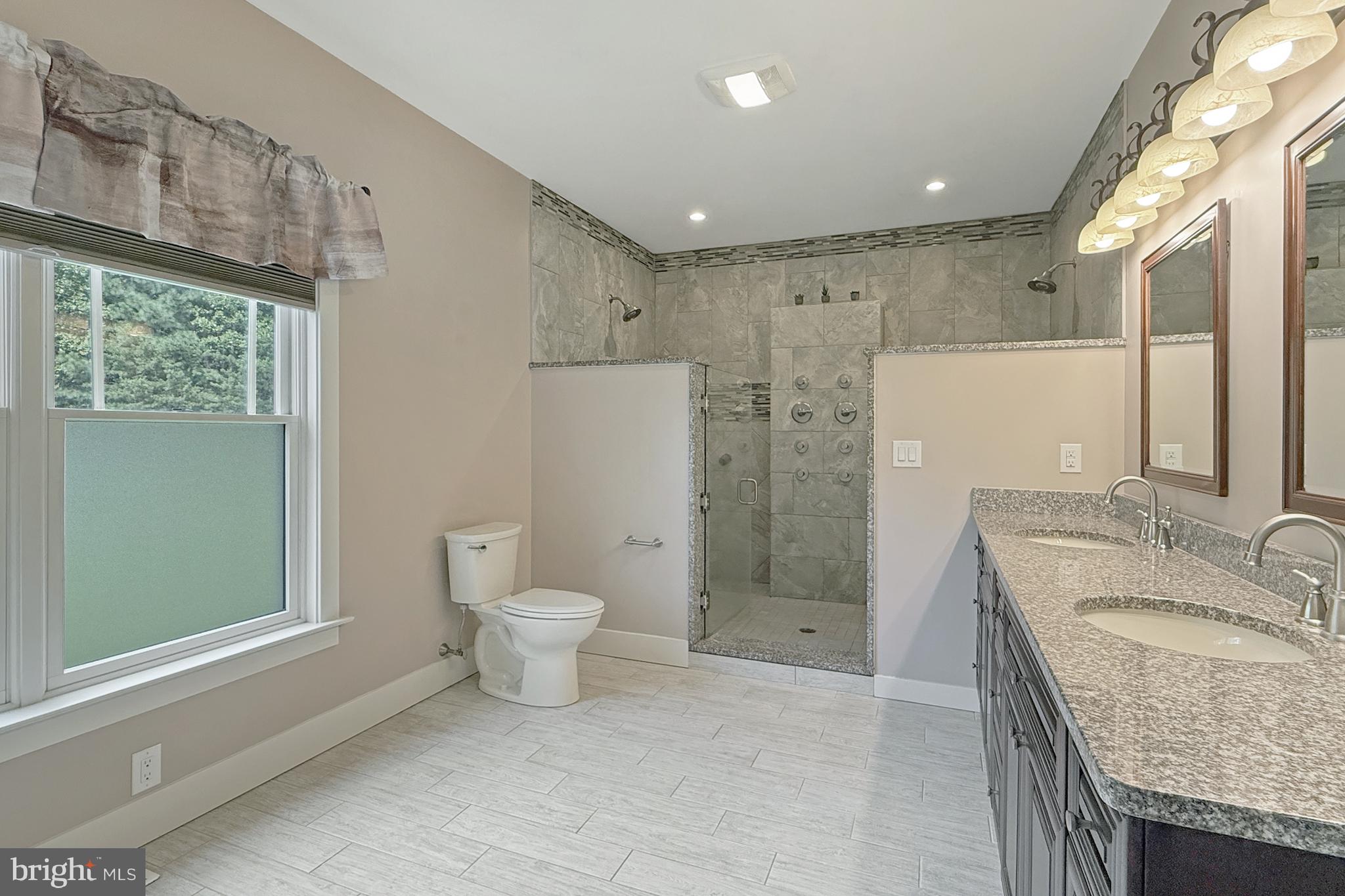 PEMBERTON - Residential