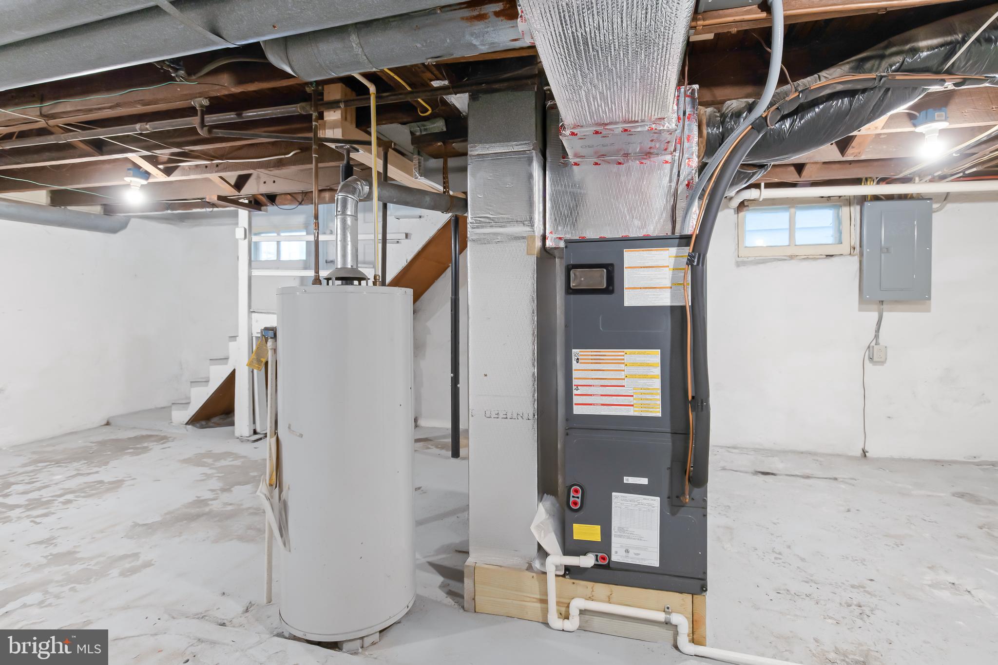 VETERANS MEMORIAL PARK - Residential