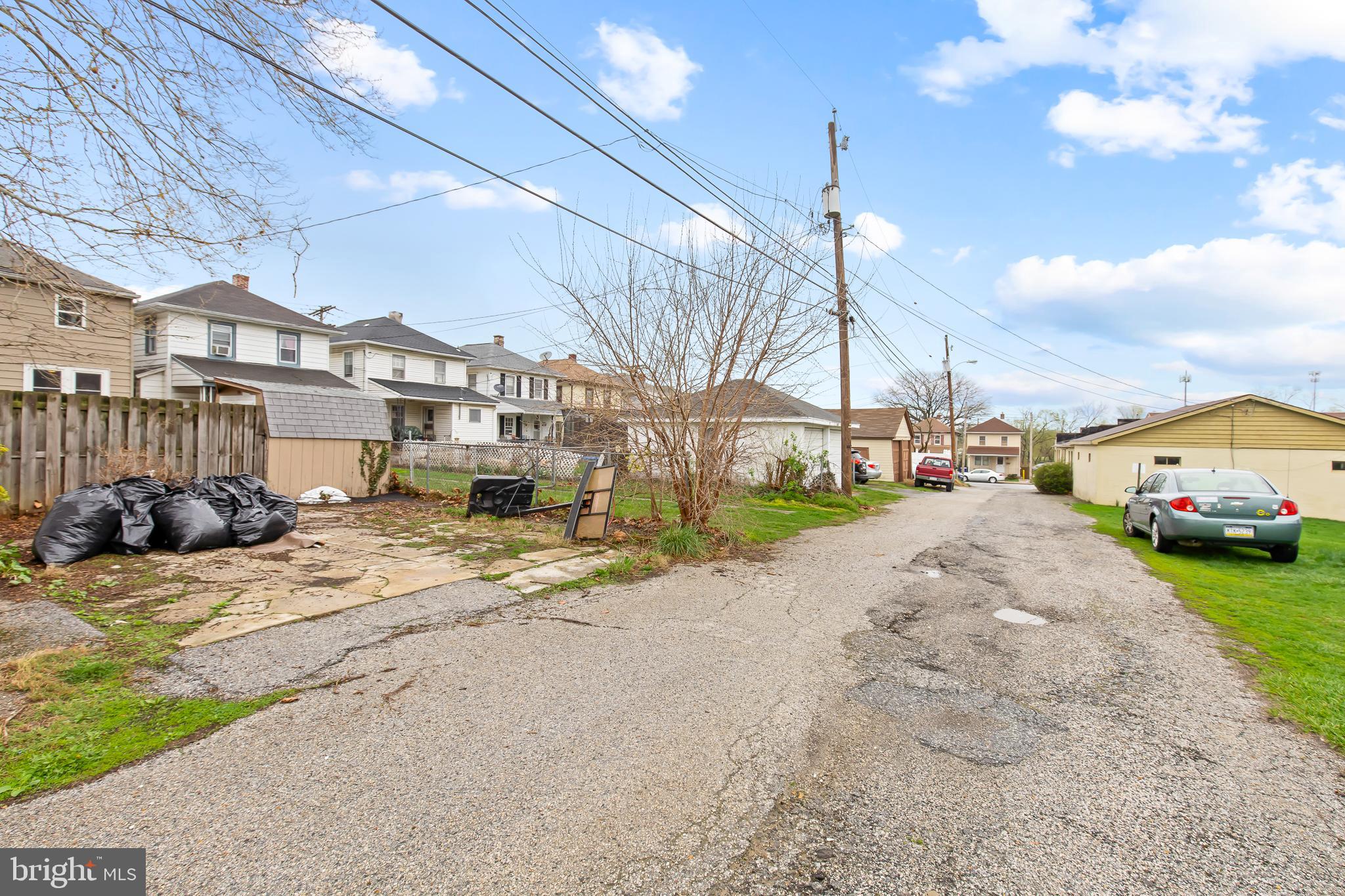 VETERANS MEMORIAL PARK - Residential