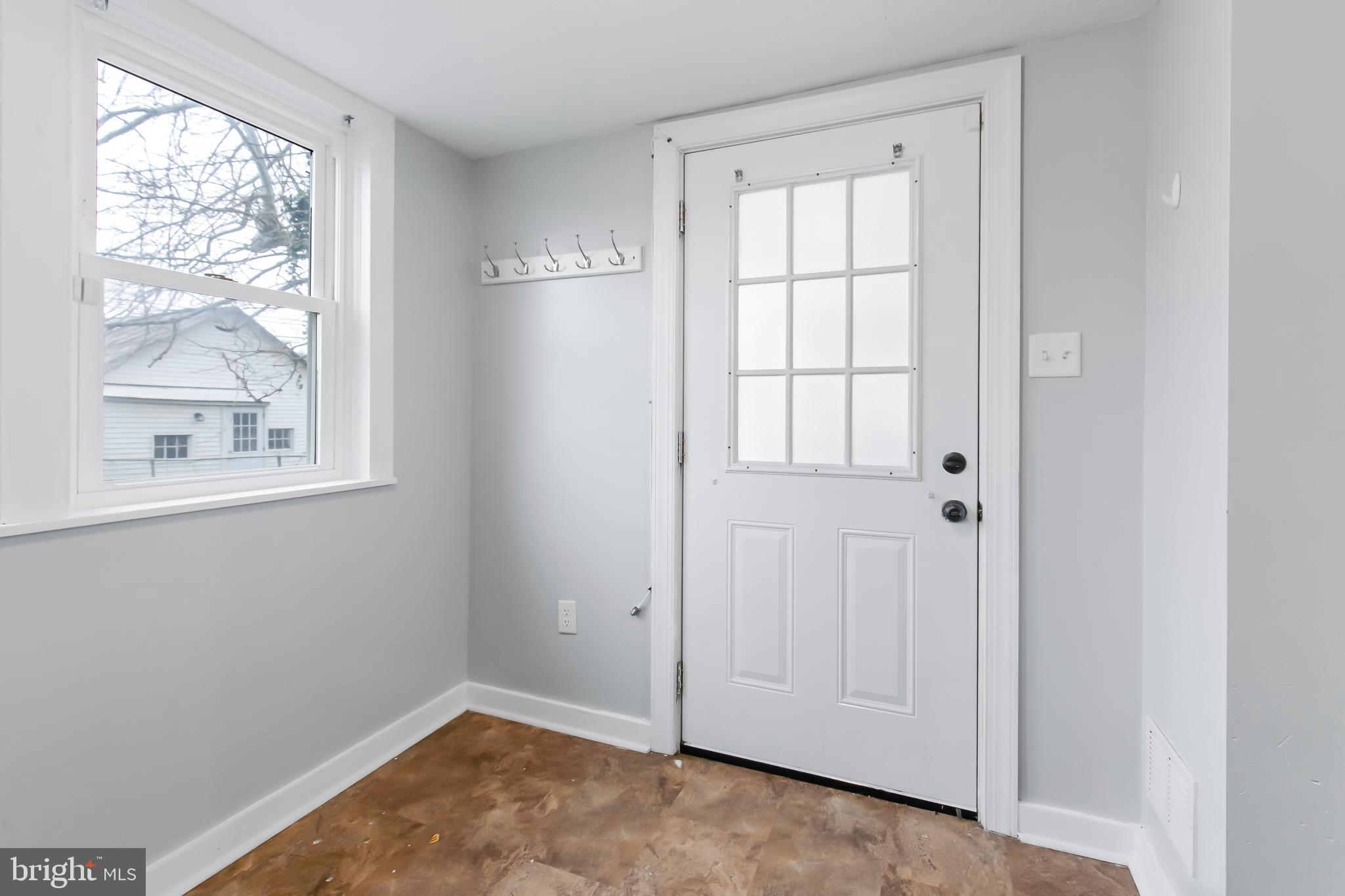 VETERANS MEMORIAL PARK - Residential