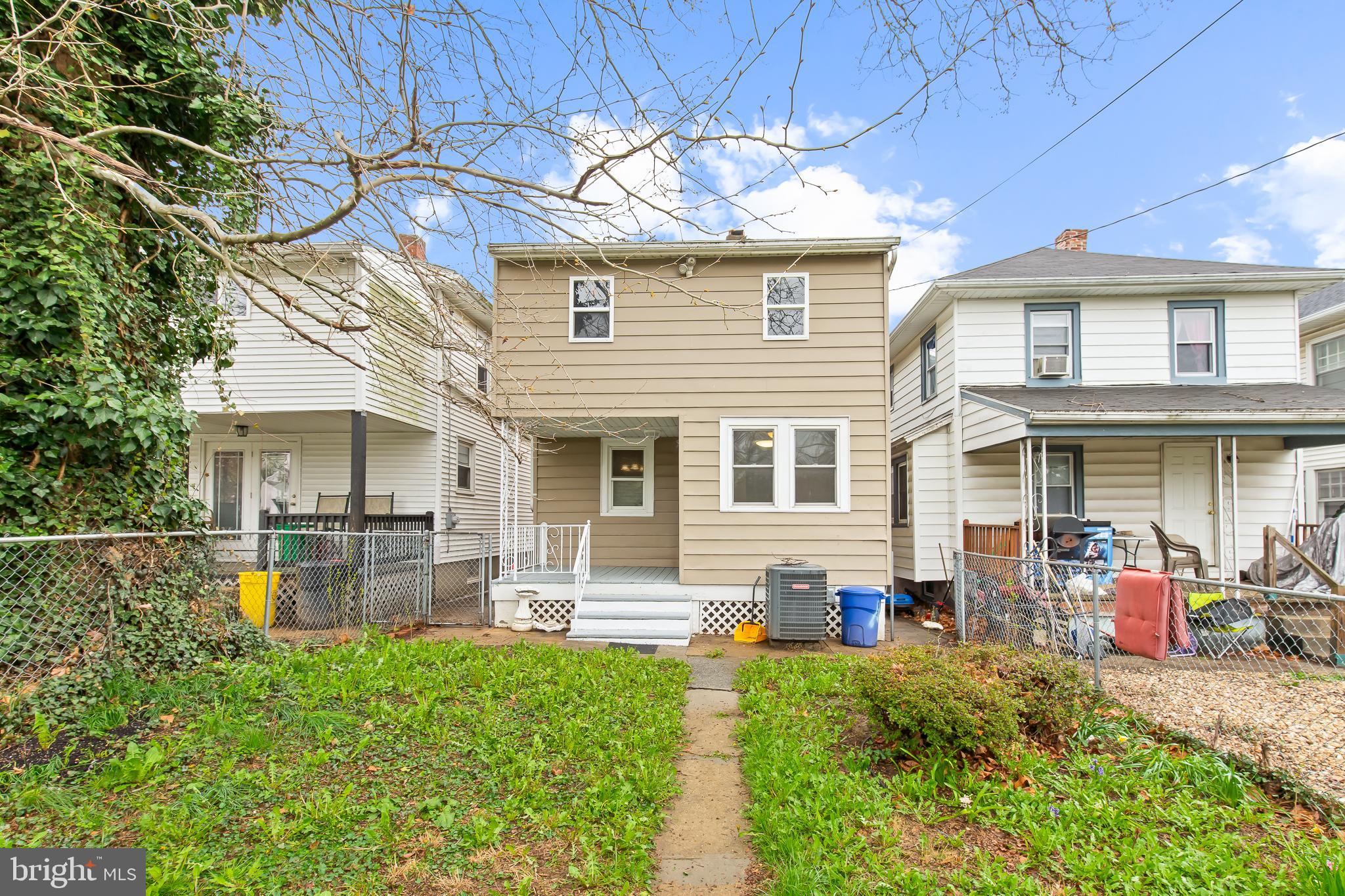 VETERANS MEMORIAL PARK - Residential