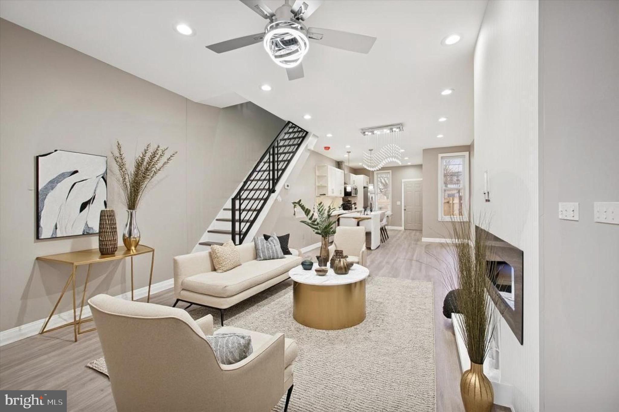 STRAWBERRY MANSION - Residential